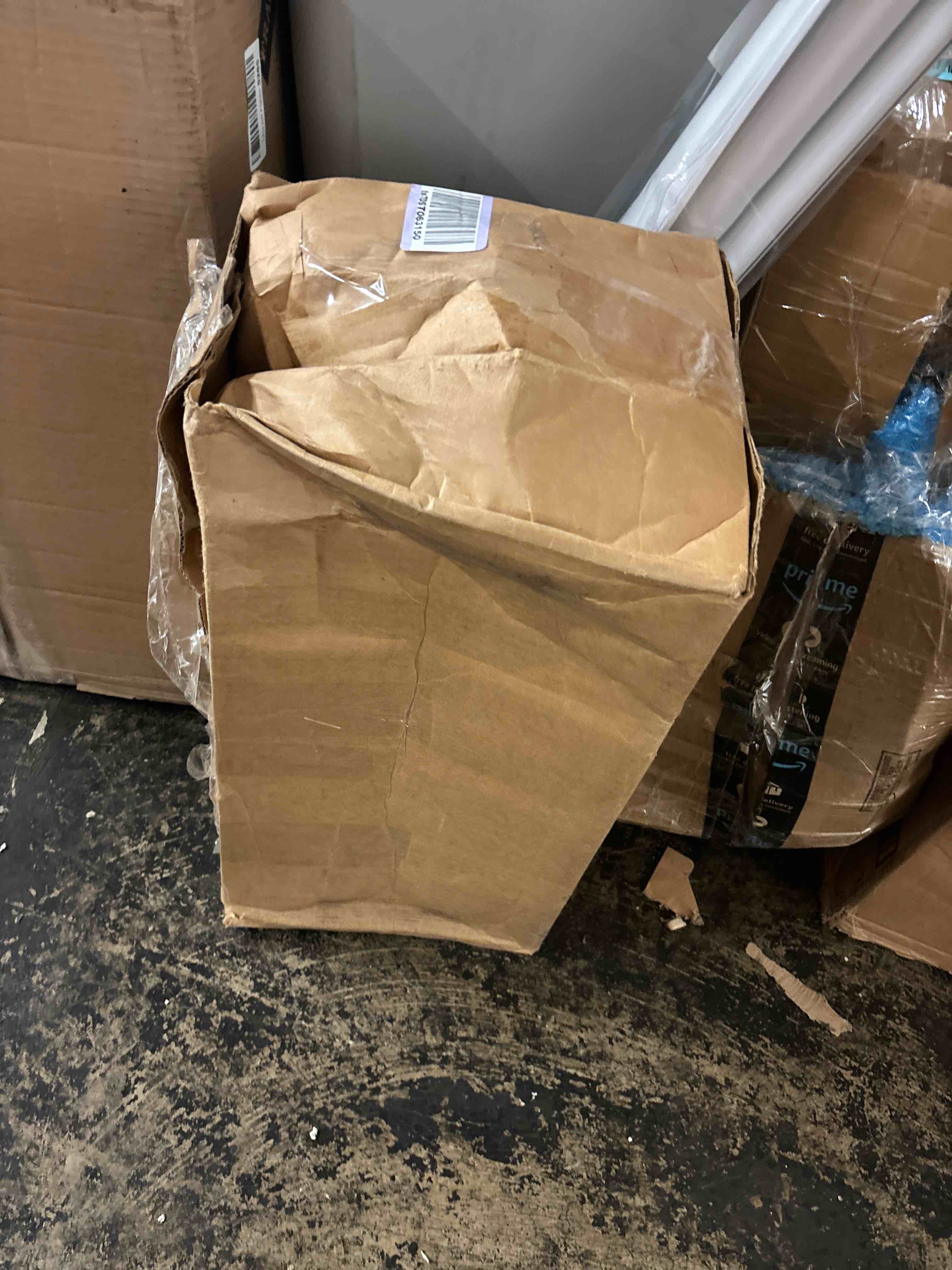 https://s3.amazonaws.com/lotting-images-prod/phillipi/BLU6093445_1711673843047.jpeg