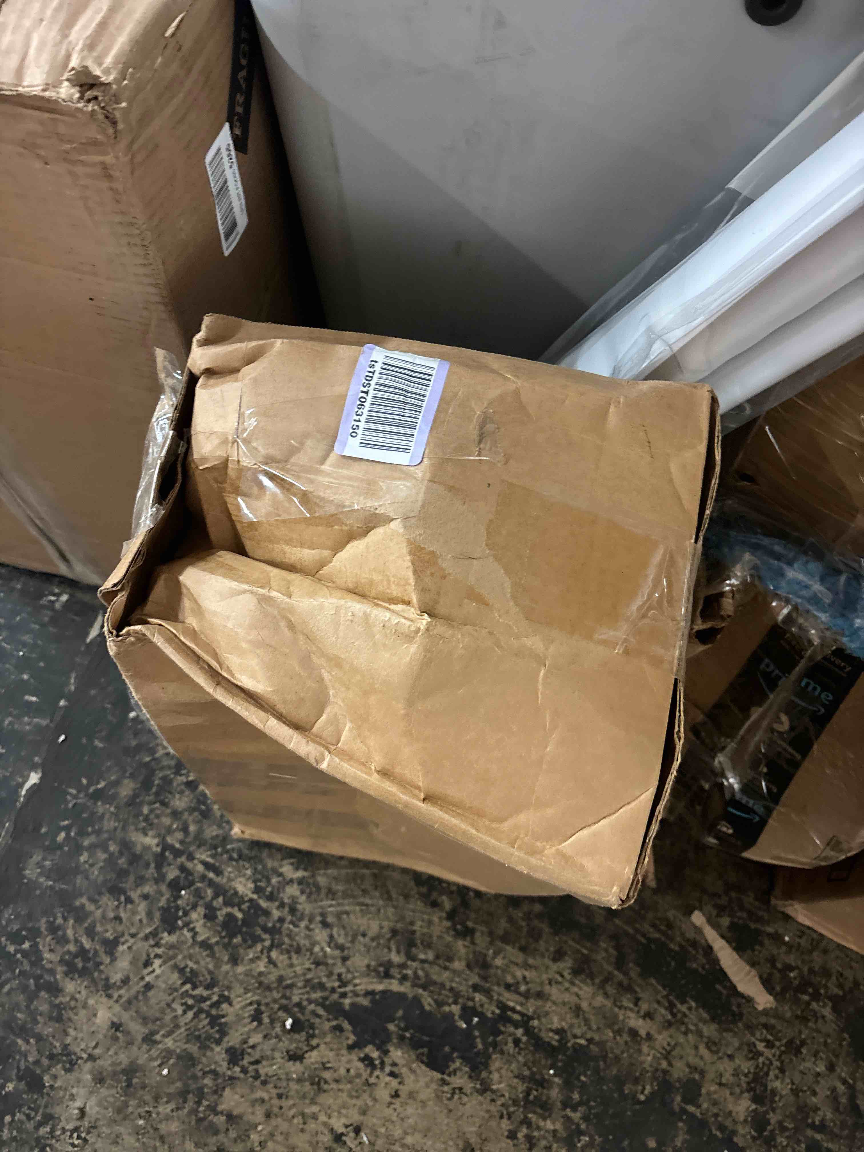 https://s3.amazonaws.com/lotting-images-prod/phillipi/BLU6093445_1711673845288.jpeg