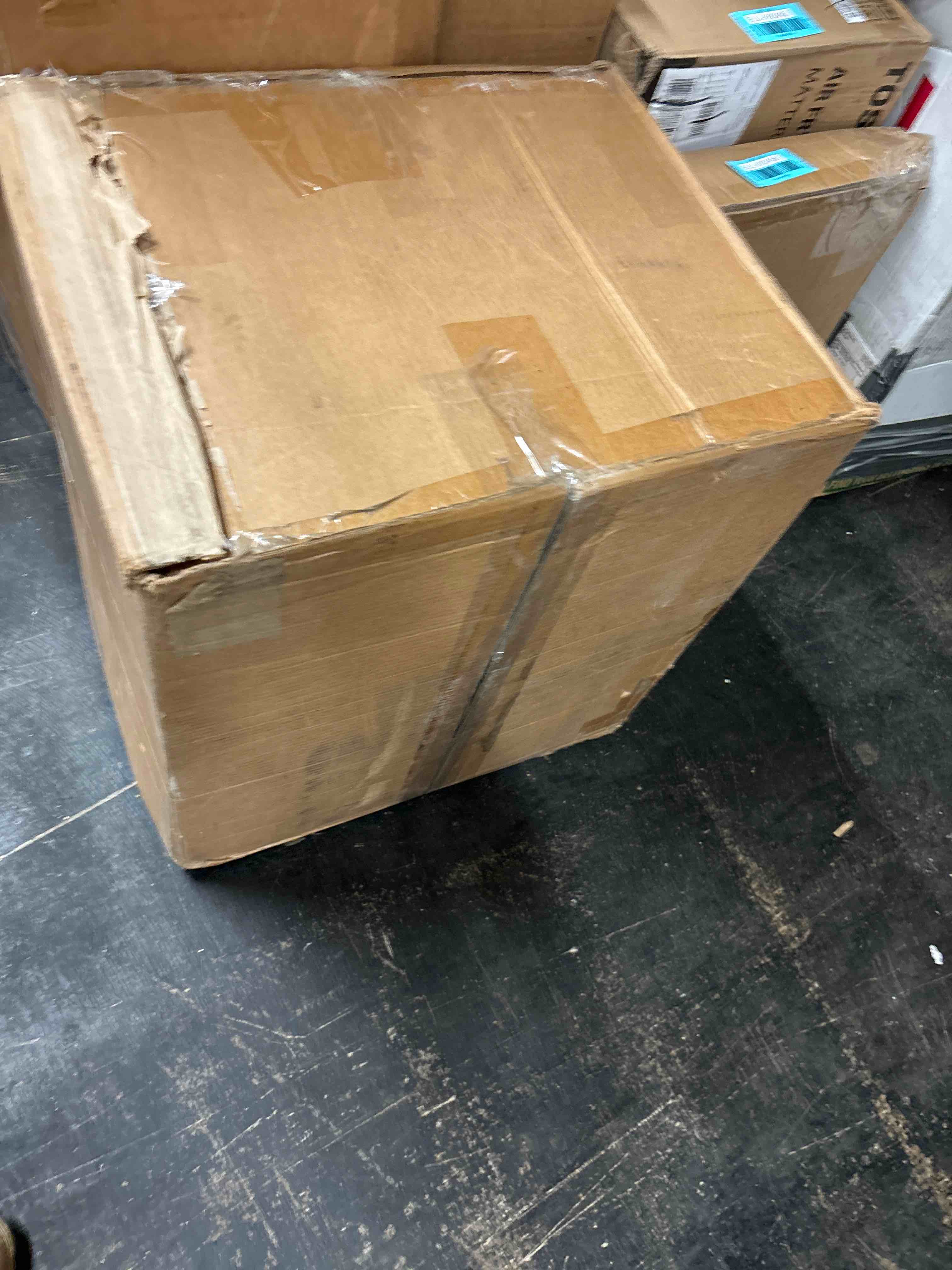 https://s3.amazonaws.com/lotting-images-prod/phillipi/BLU6093460_1711675330274.jpeg