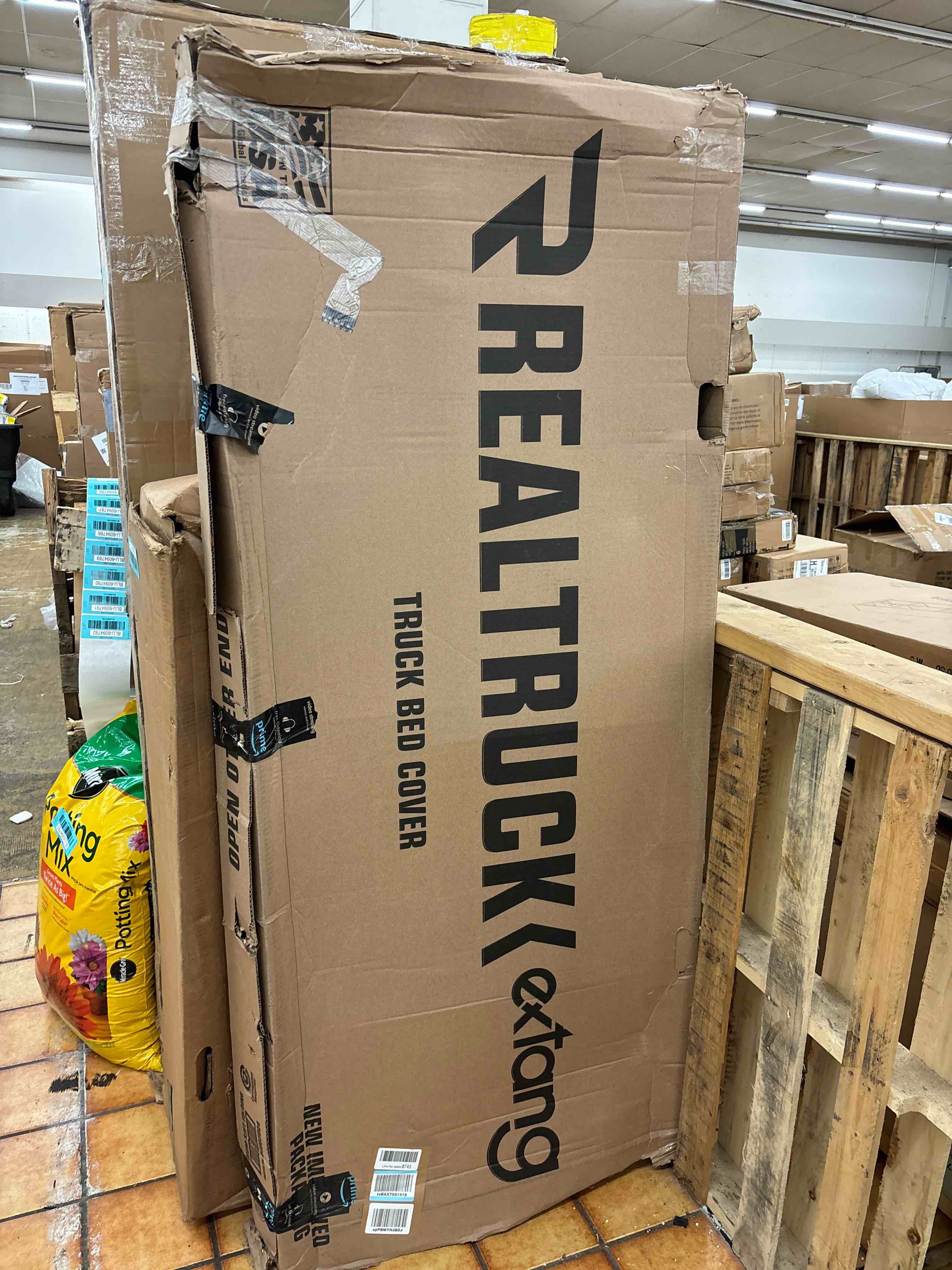 https://s3.amazonaws.com/lotting-images-prod/phillipi/BLU6094792_1716941249812.jpeg