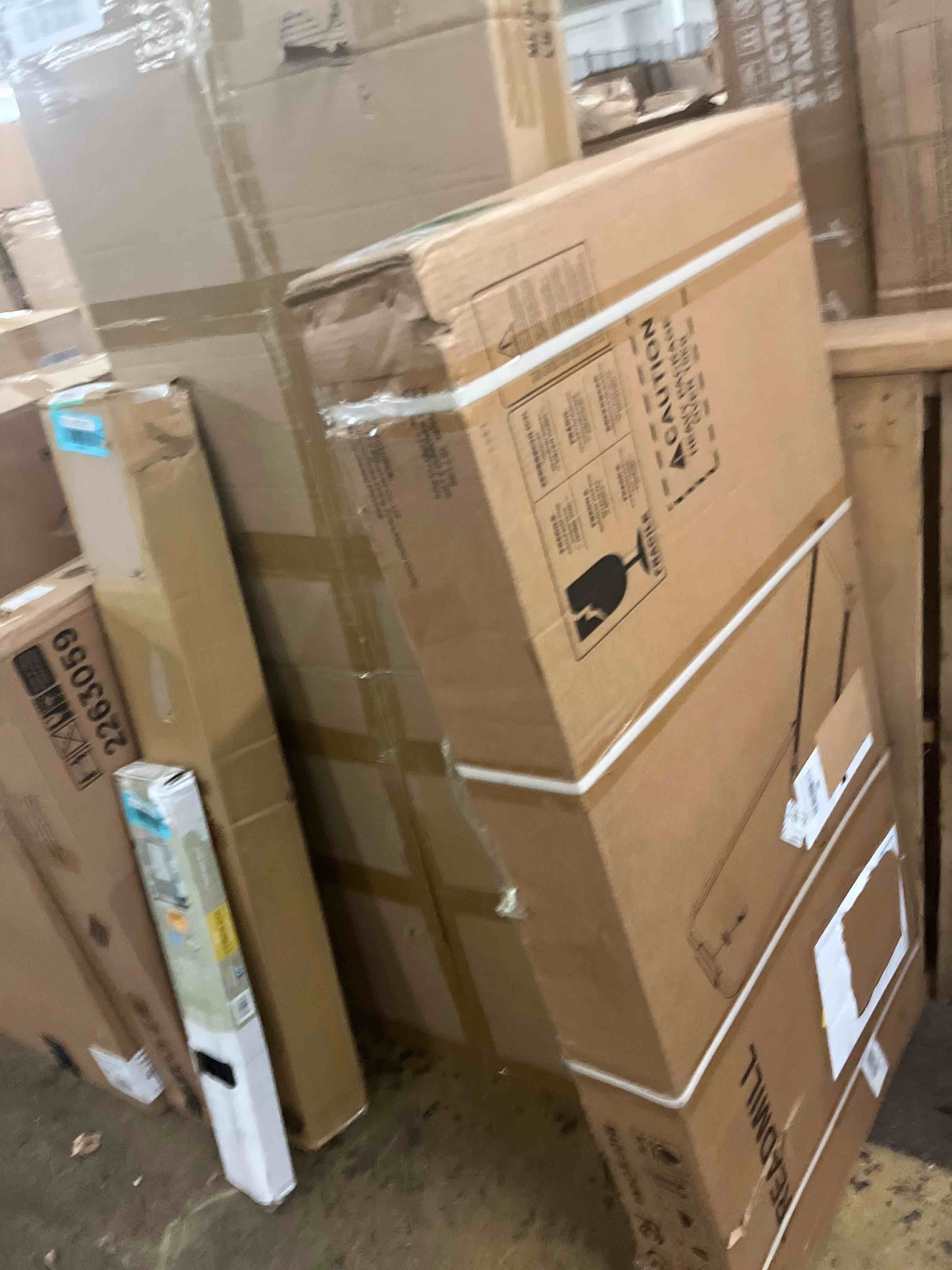 https://s3.amazonaws.com/lotting-images-prod/phillipi/BLU6095405_1710455918236.jpeg