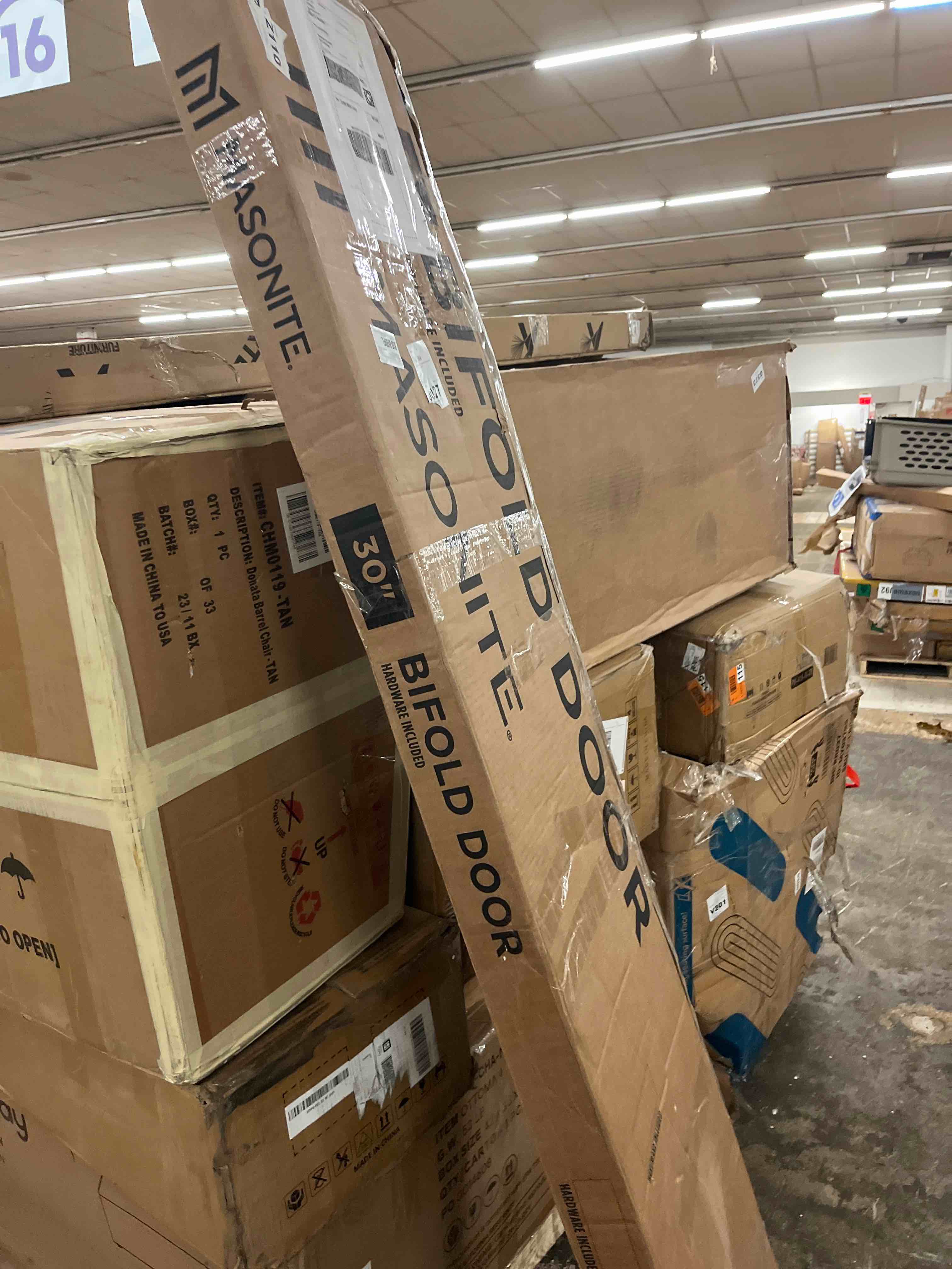 https://s3.amazonaws.com/lotting-images-prod/phillipi/BLU6097409_1713919825702.jpeg