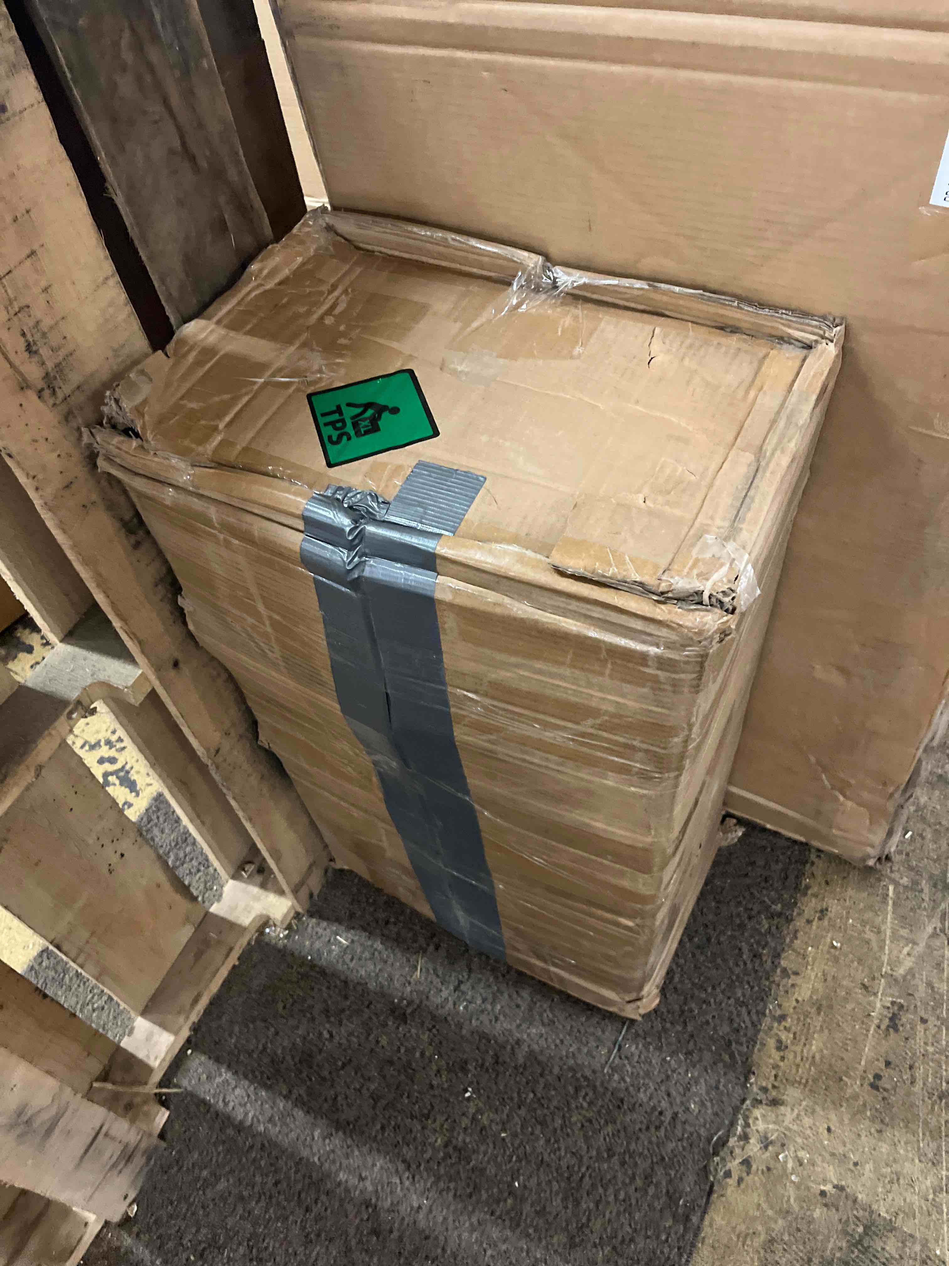 https://s3.amazonaws.com/lotting-images-prod/phillipi/BLU6097415_1713918586174.jpeg