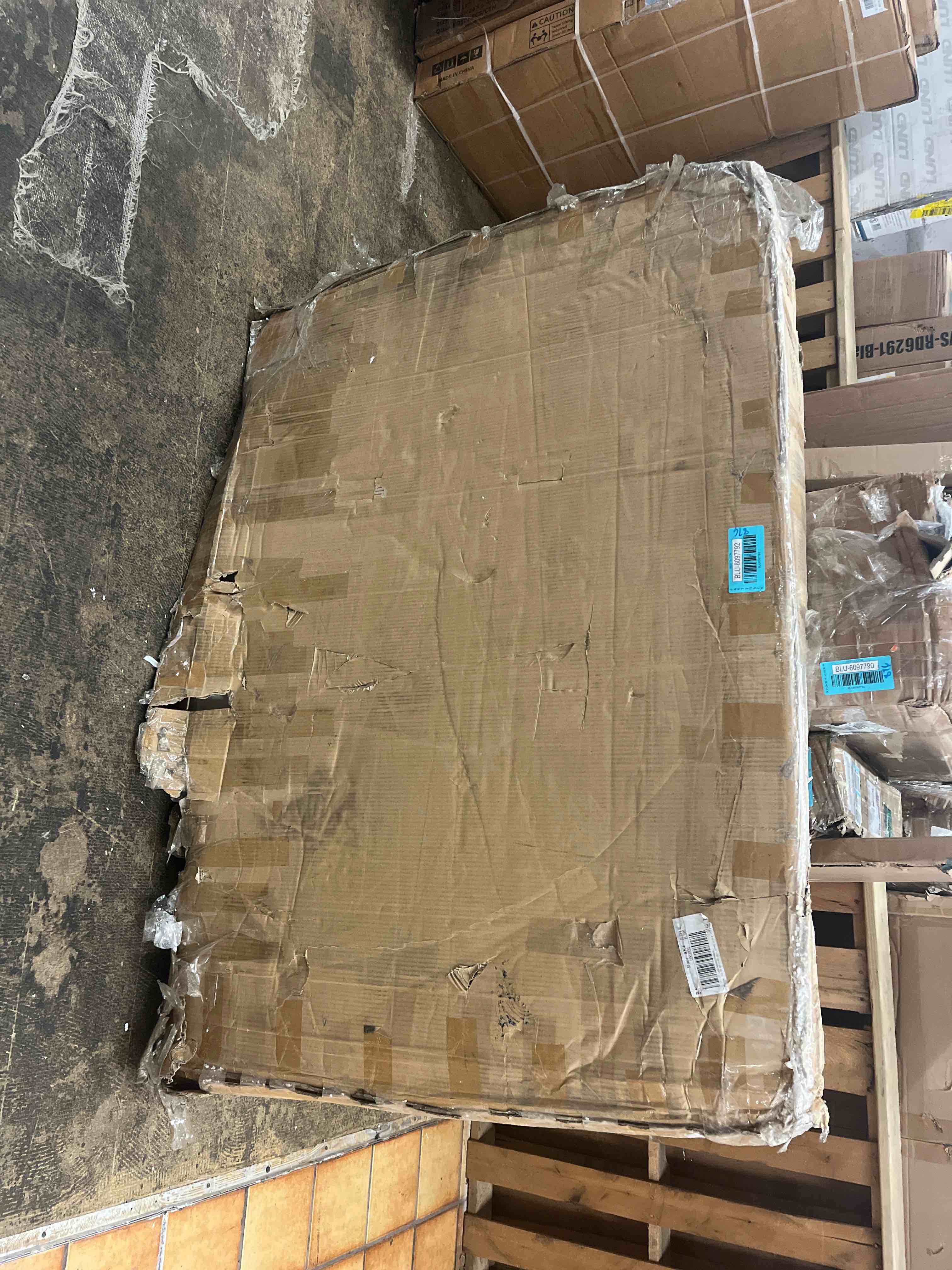 https://s3.amazonaws.com/lotting-images-prod/phillipi/BLU6097792_1714703303168.jpeg