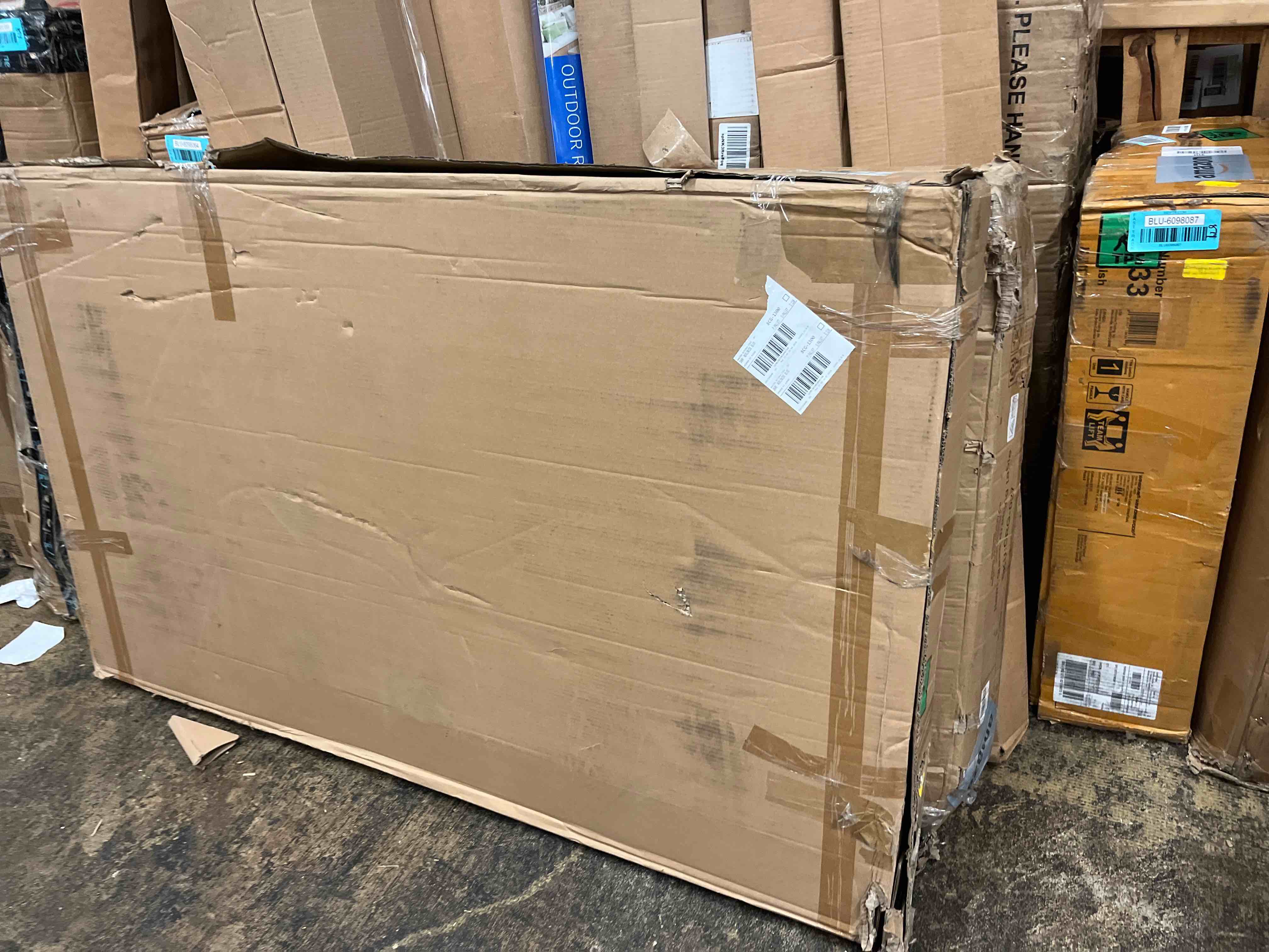https://s3.amazonaws.com/lotting-images-prod/phillipi/BLU6098104_1714682997986.jpeg