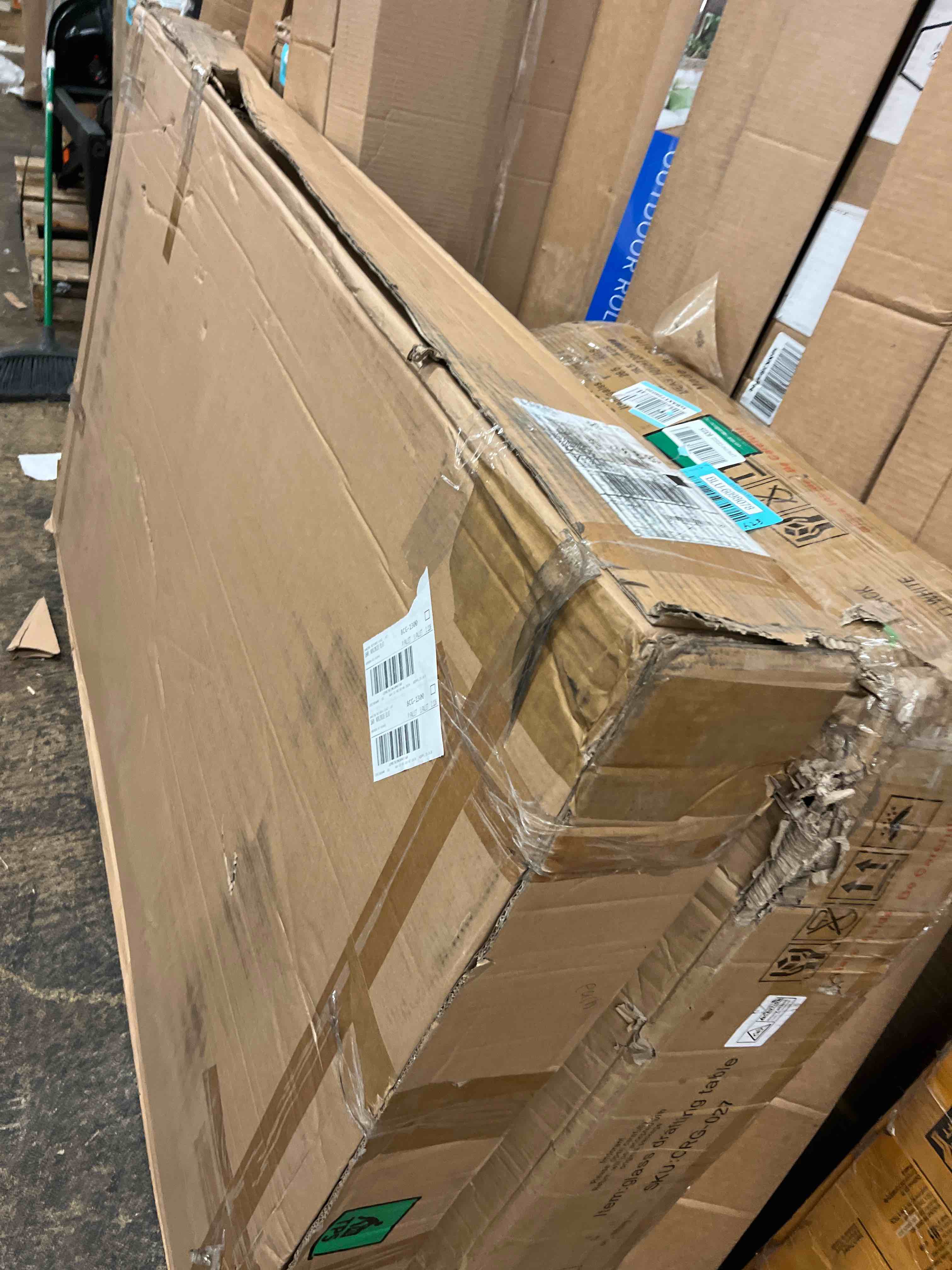 https://s3.amazonaws.com/lotting-images-prod/phillipi/BLU6098104_1714682999657.jpeg
