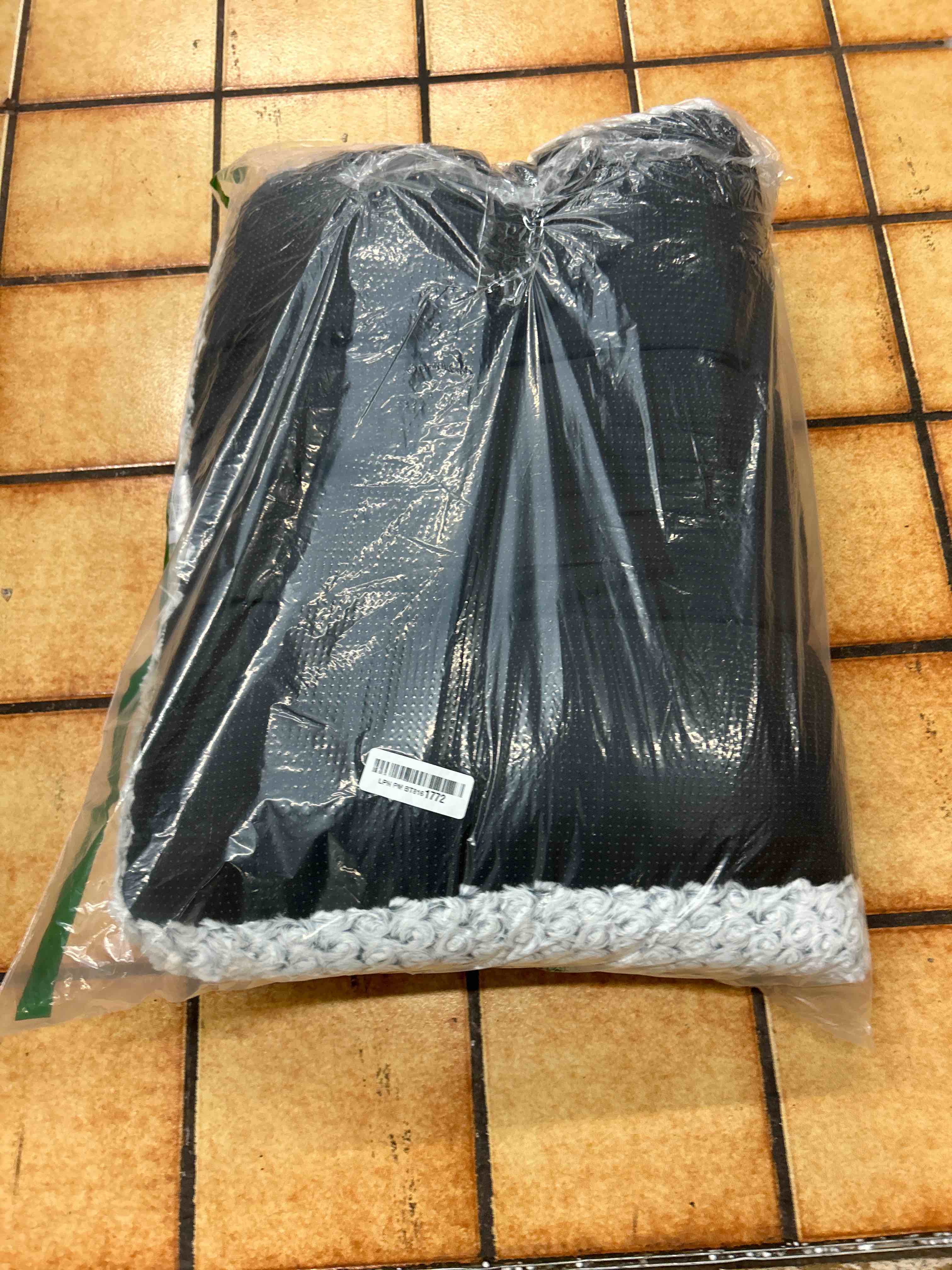 https://s3.amazonaws.com/lotting-images-prod/phillipi/BLU6098891_1715838280293.jpeg