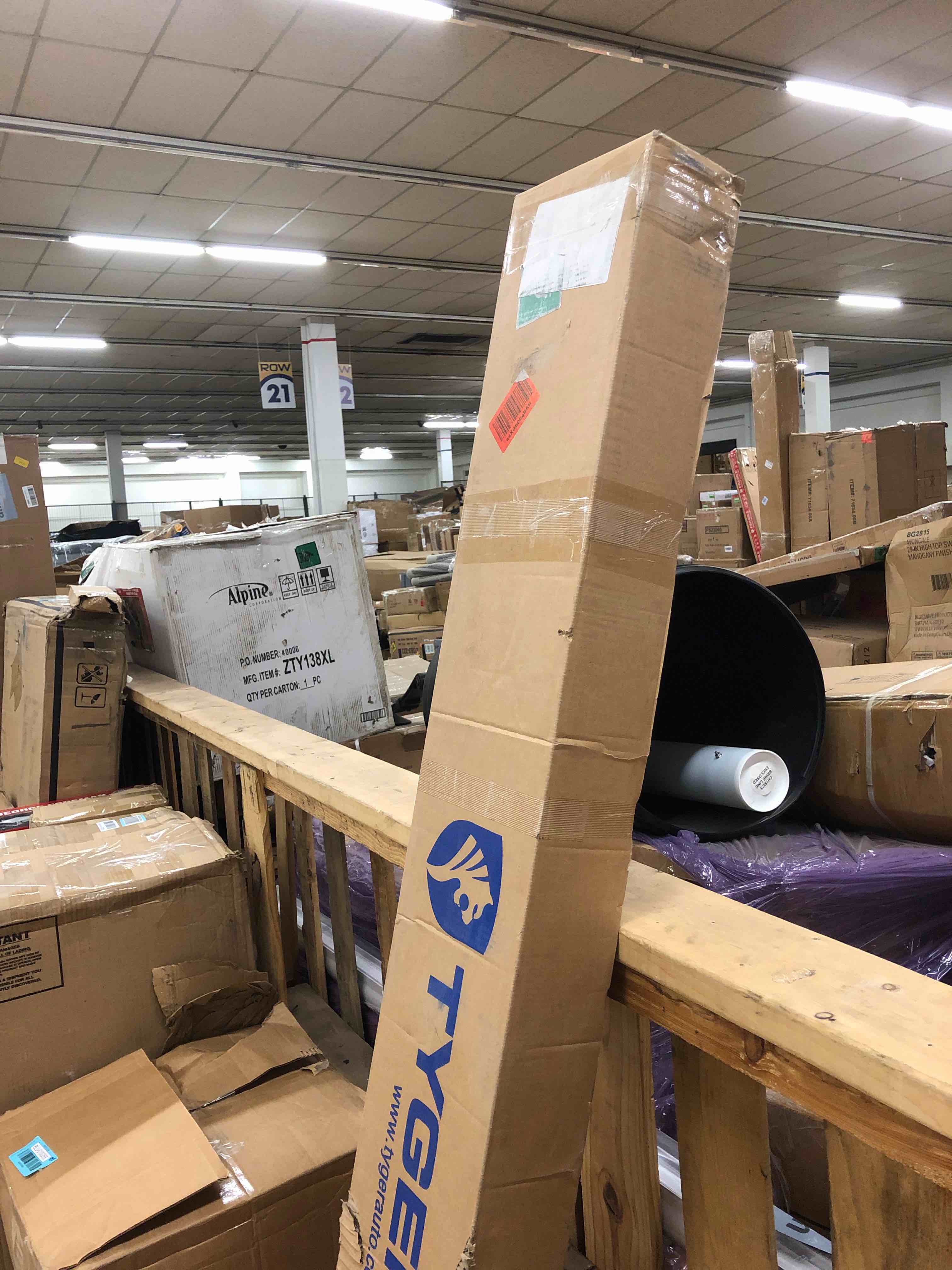 https://s3.amazonaws.com/lotting-images-prod/phillipi/BLU6100266_1714063756449.jpeg