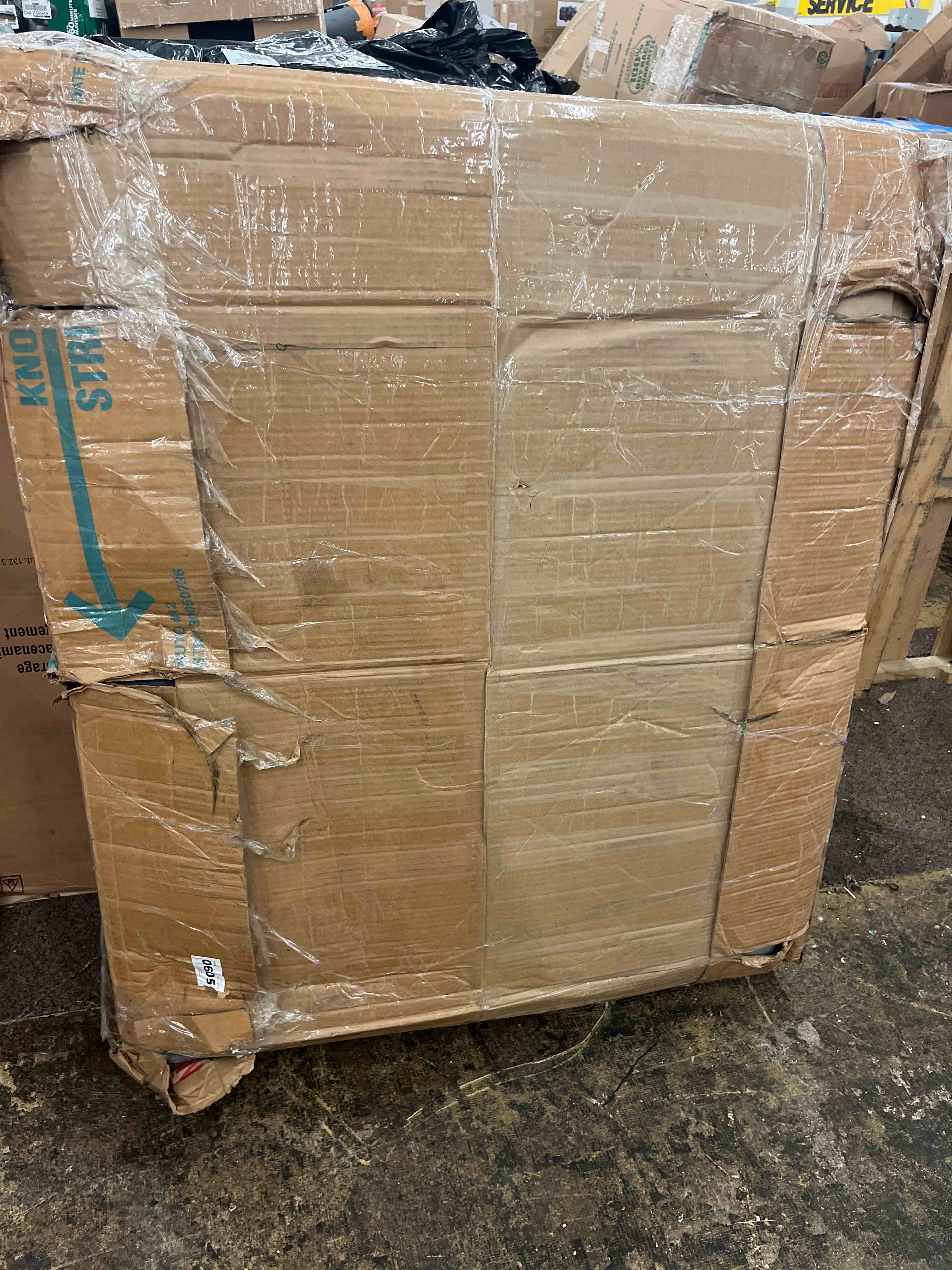 https://s3.amazonaws.com/lotting-images-prod/phillipi/BLU6100986_1716463637290.jpeg