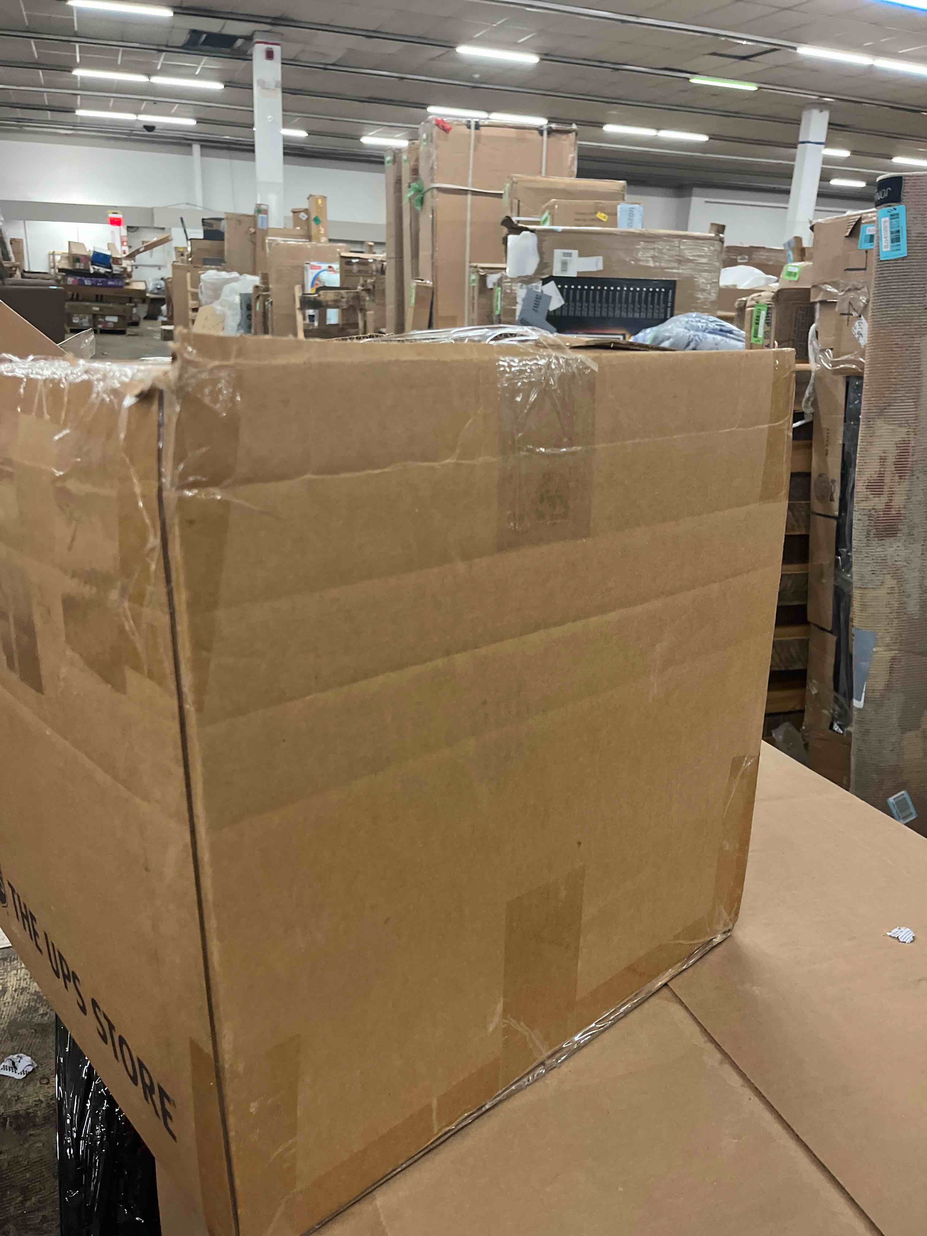https://s3.amazonaws.com/lotting-images-prod/phillipi/BLU6101026_1716541069635.jpeg