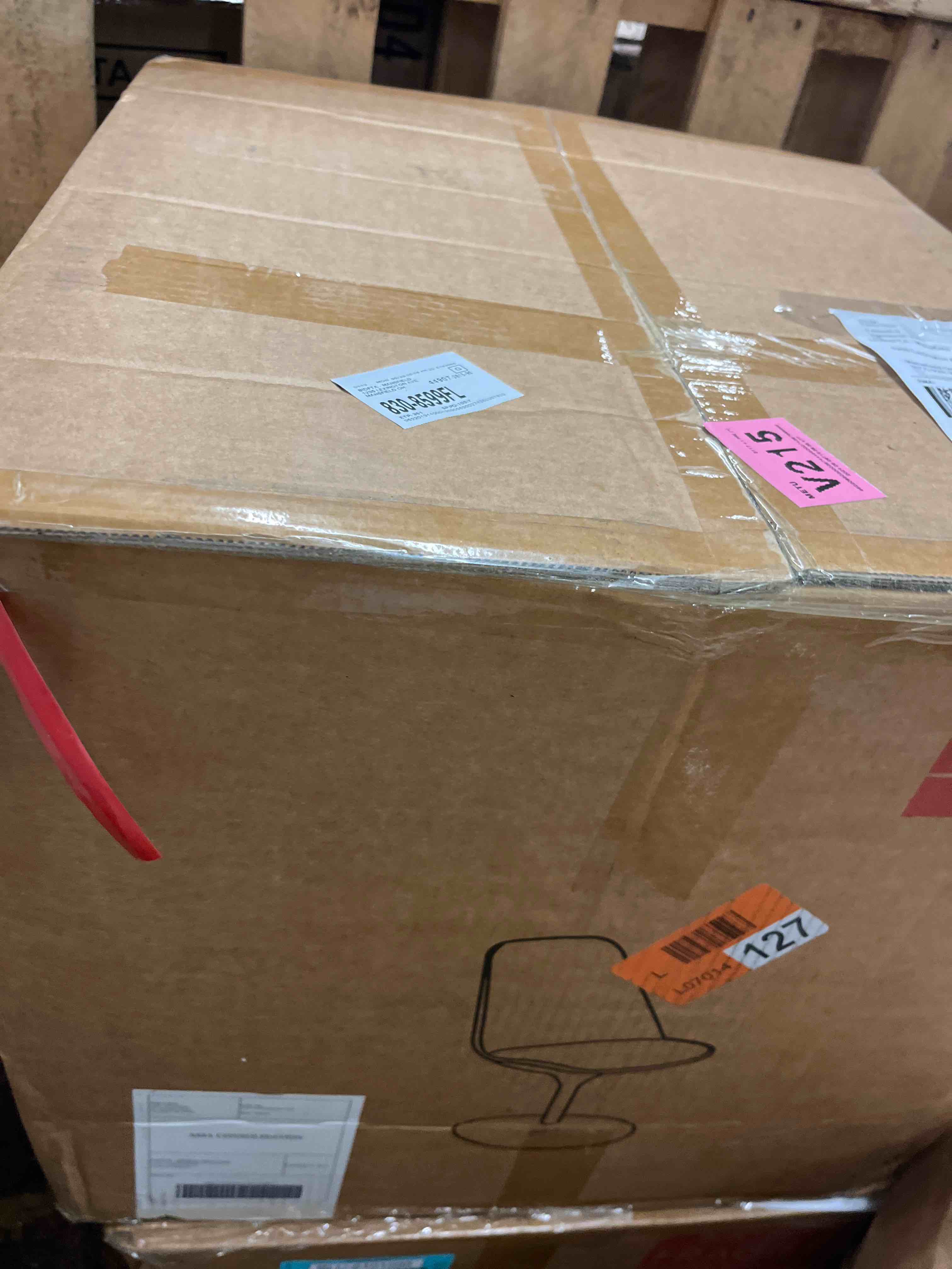 https://s3.amazonaws.com/lotting-images-prod/phillipi/BLU6101096_1716579309963.jpeg