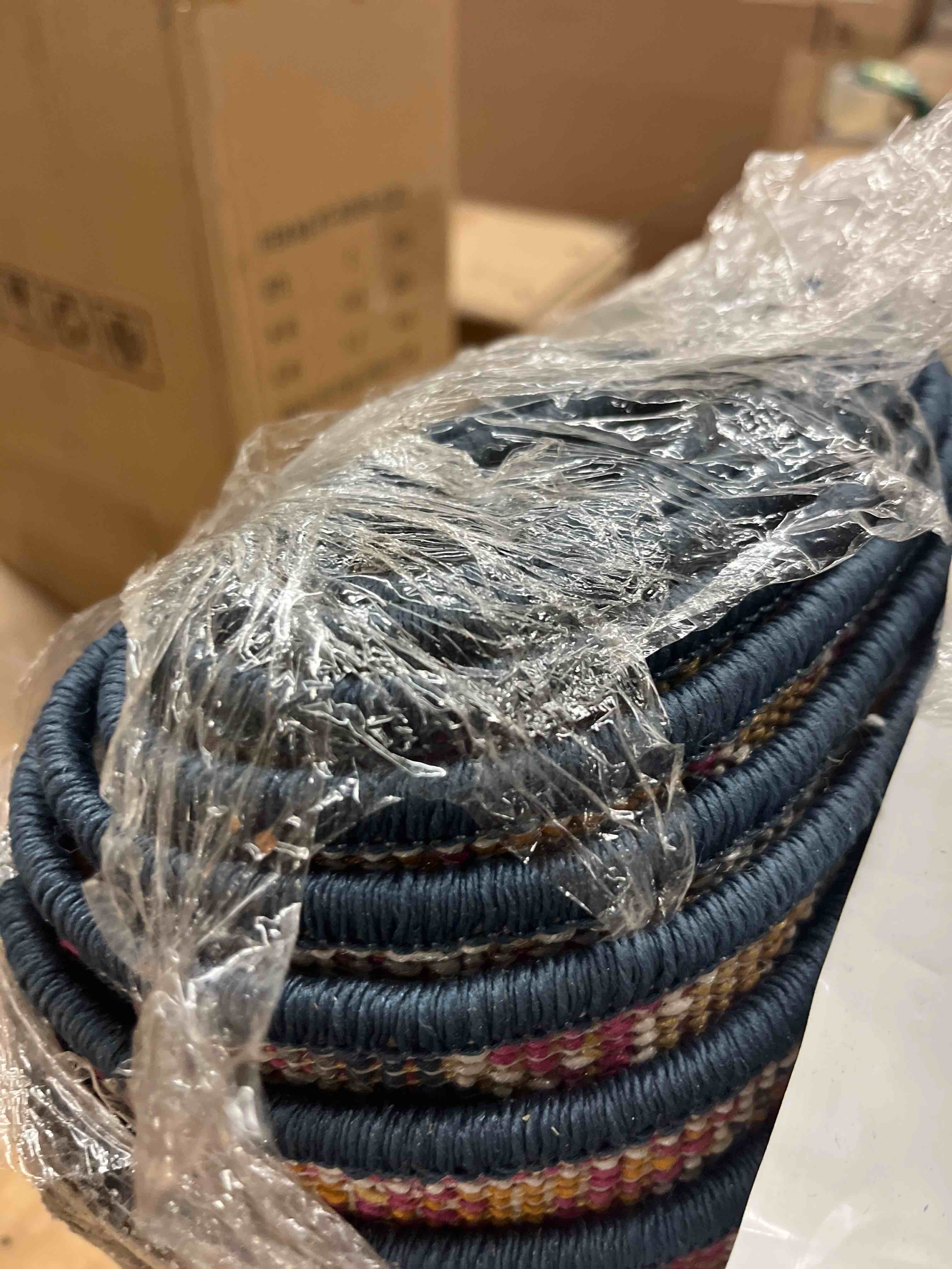 https://s3.amazonaws.com/lotting-images-prod/phillipi/BLU6101097_1716579376341.jpeg