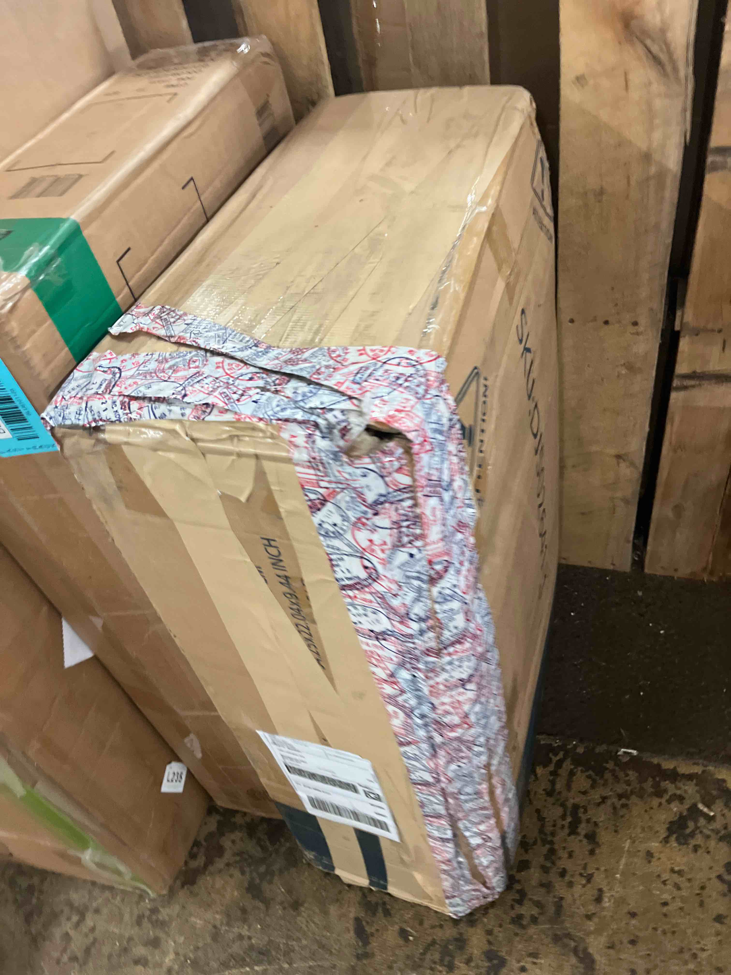 https://s3.amazonaws.com/lotting-images-prod/phillipi/BLU6101110_1716582087890.jpeg