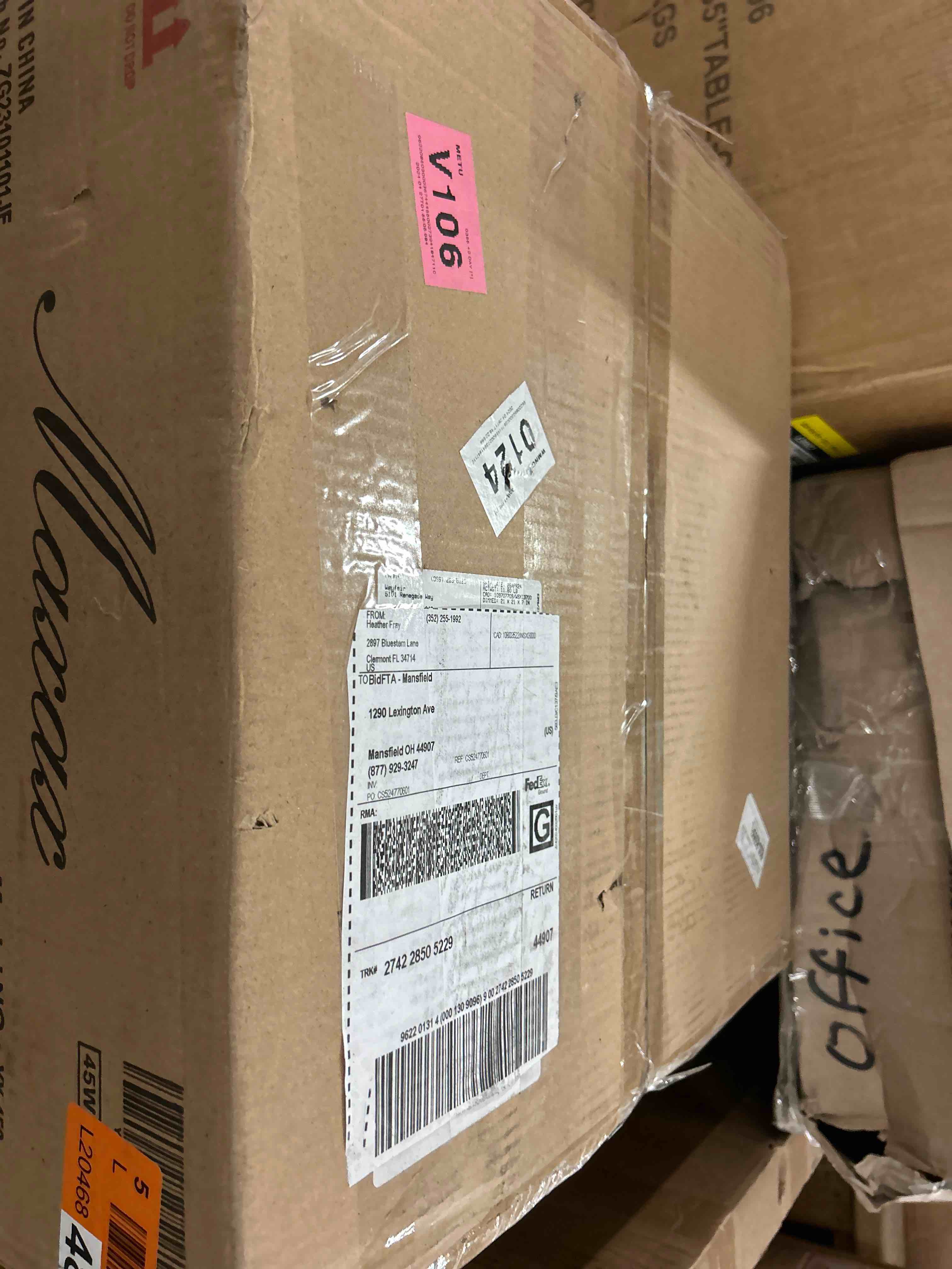 https://s3.amazonaws.com/lotting-images-prod/phillipi/BLU6101135_1716586908293.jpeg