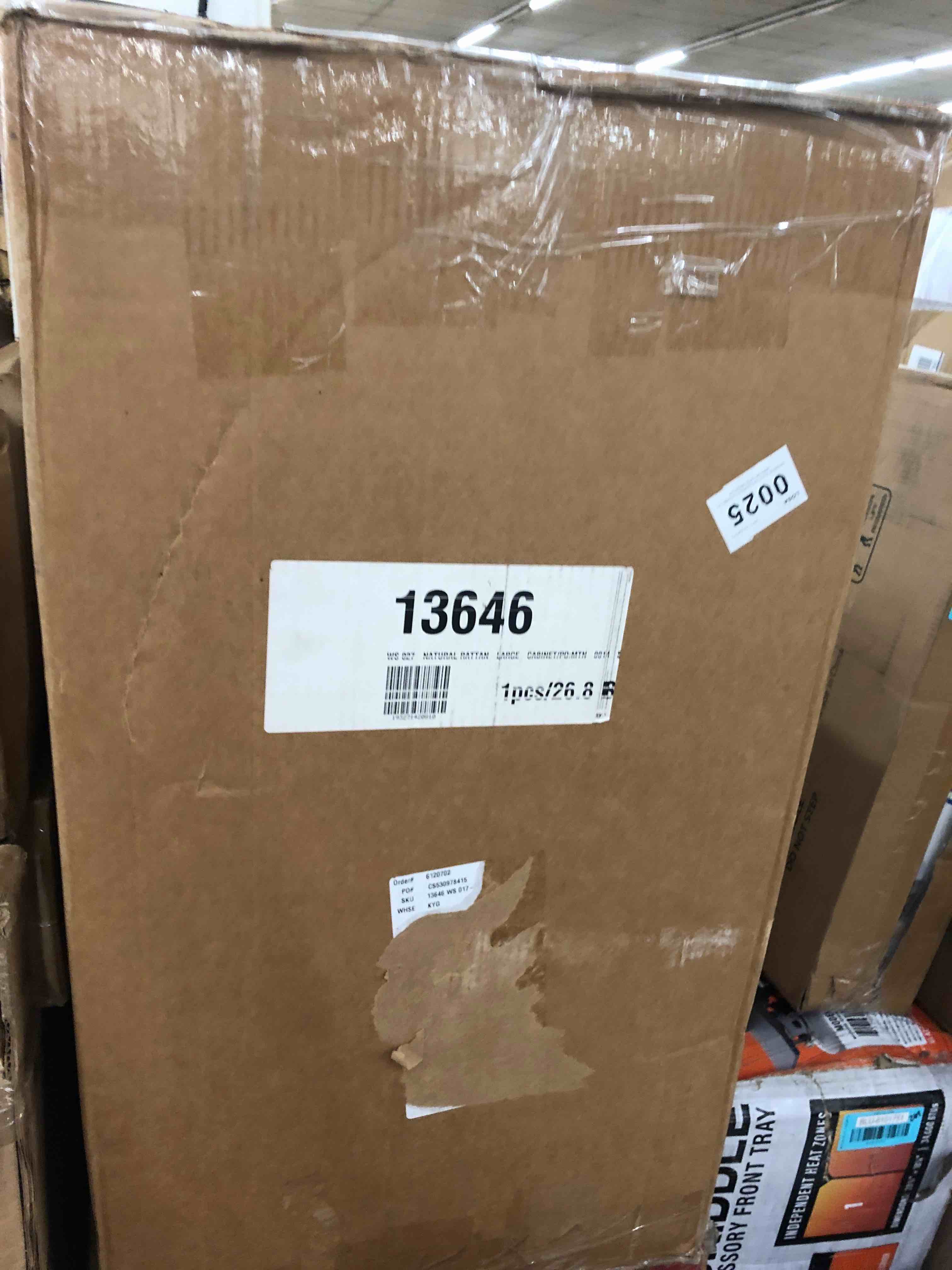 https://s3.amazonaws.com/lotting-images-prod/phillipi/BLU6101783_1719938048657.jpeg