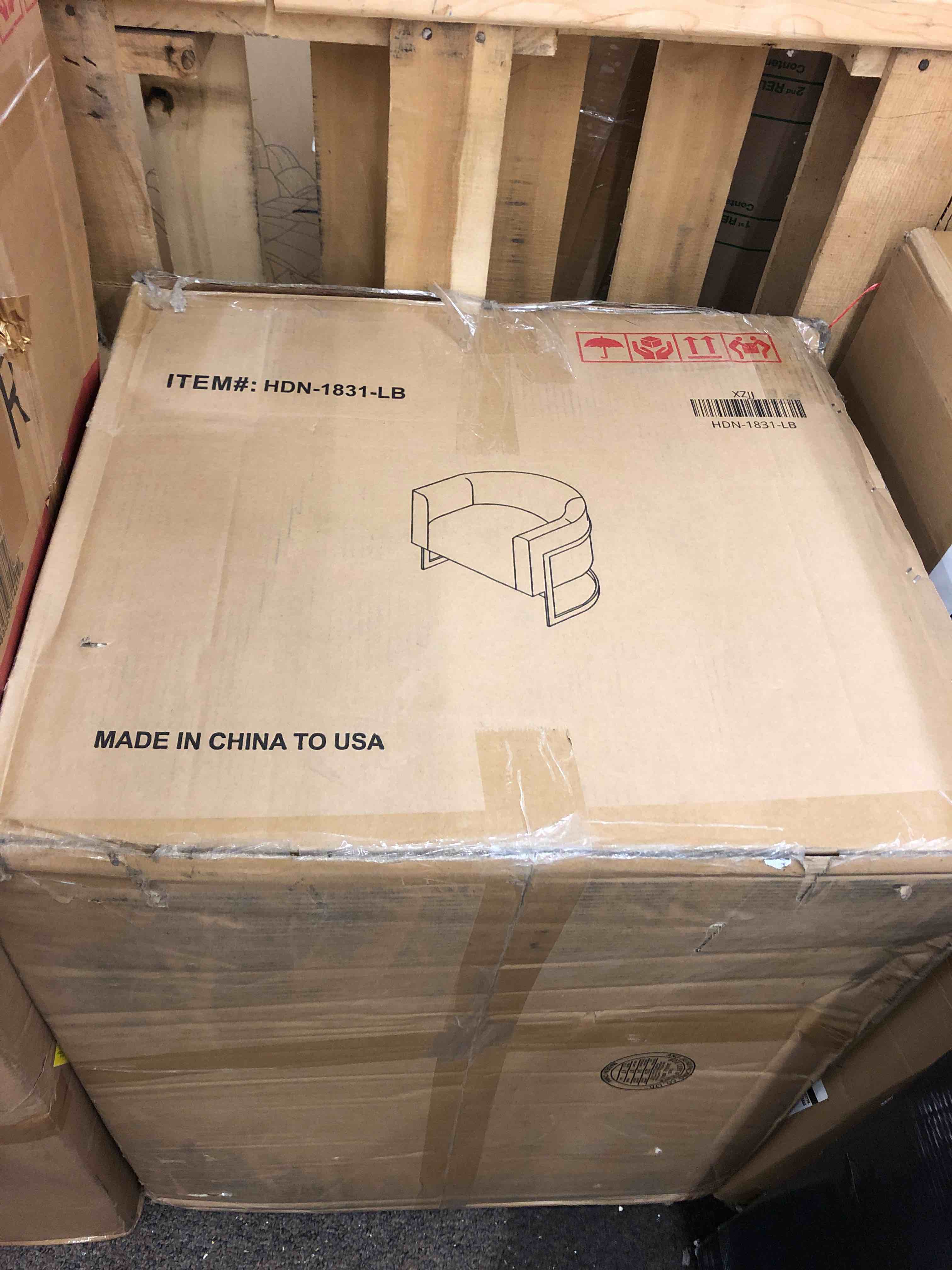 https://s3.amazonaws.com/lotting-images-prod/phillipi/BLU6101794_1719966228075.jpeg