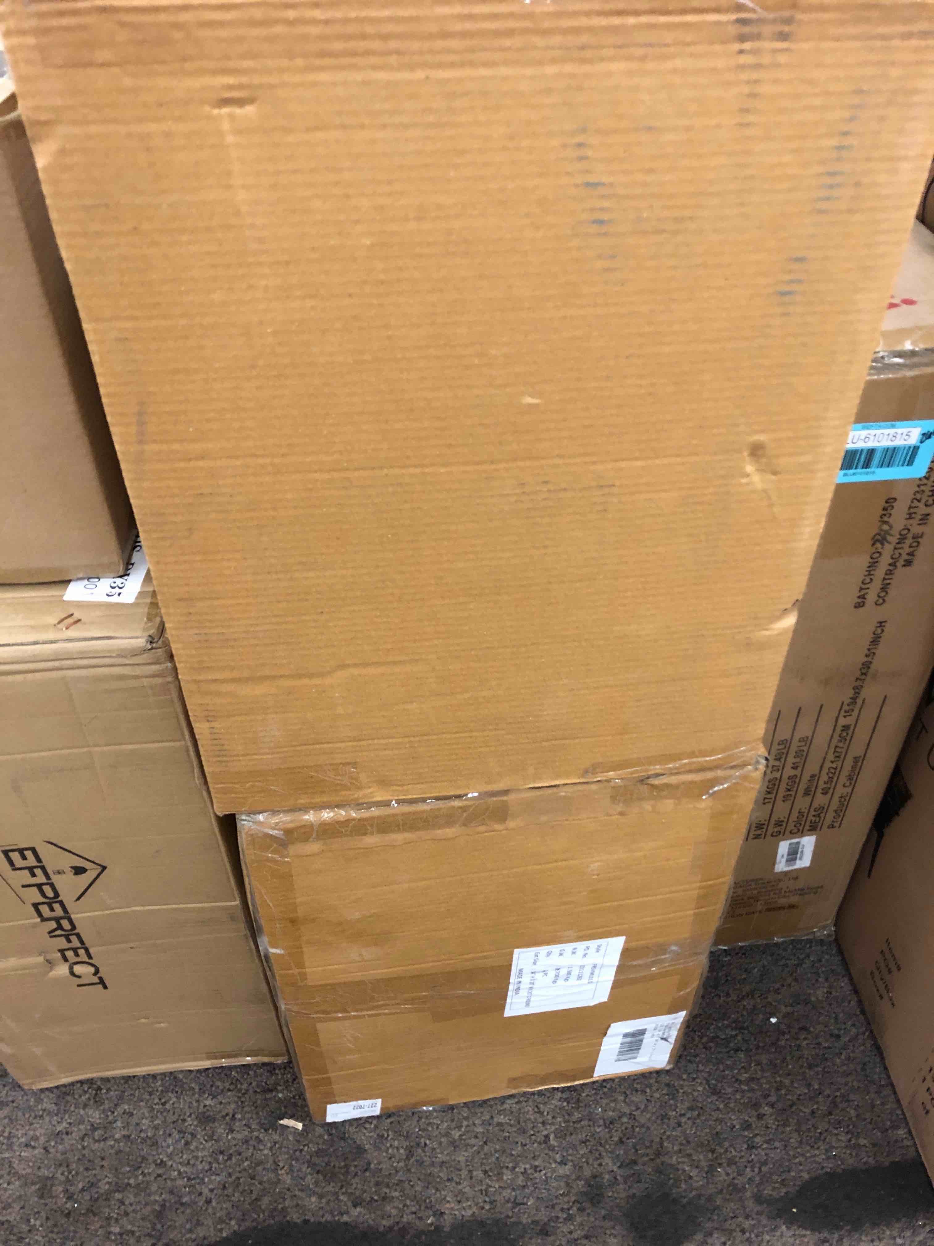 https://s3.amazonaws.com/lotting-images-prod/phillipi/BLU6101816_1719970343190.jpeg