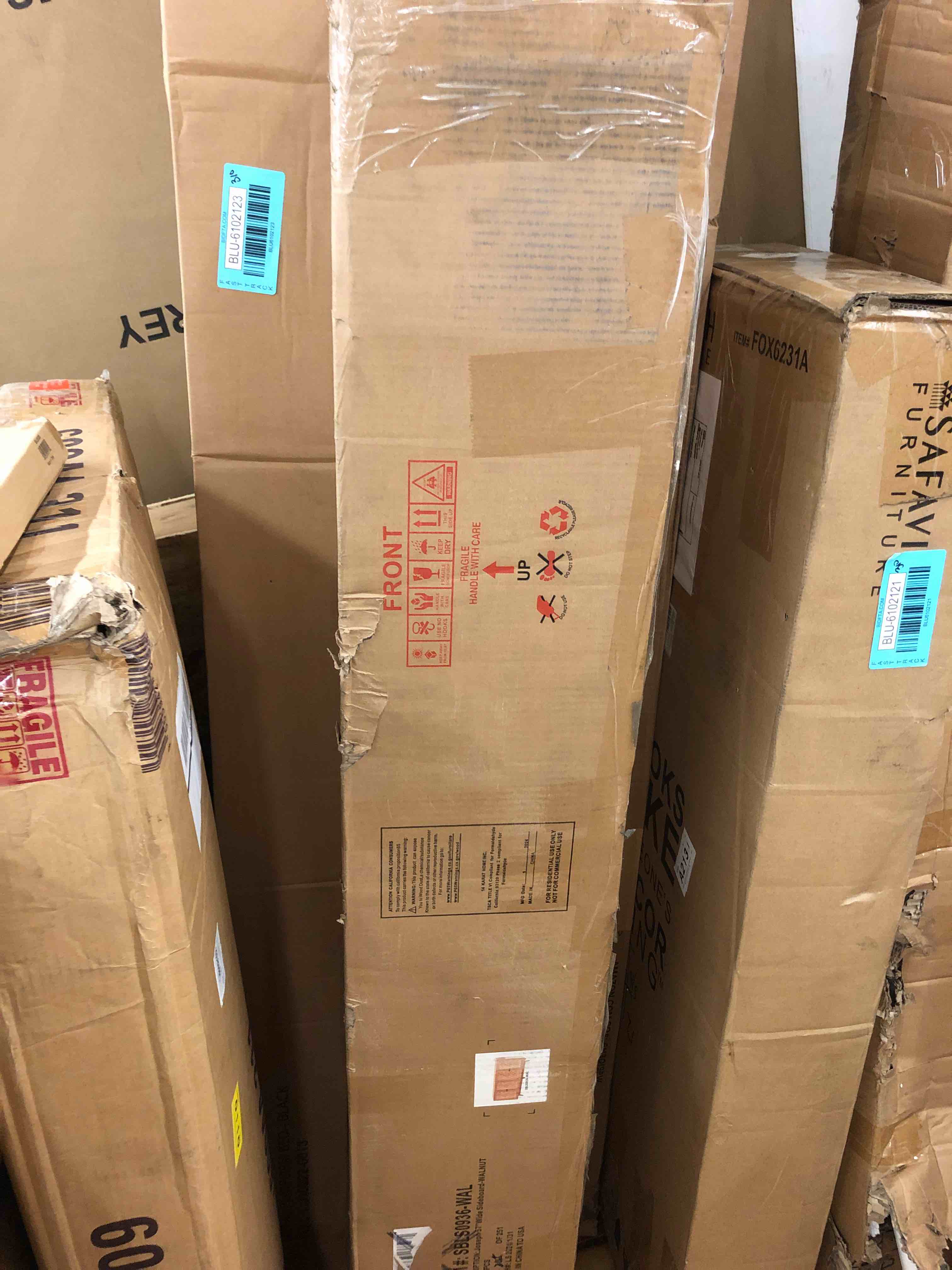 https://s3.amazonaws.com/lotting-images-prod/phillipi/BLU6102124_1720655362035.jpeg