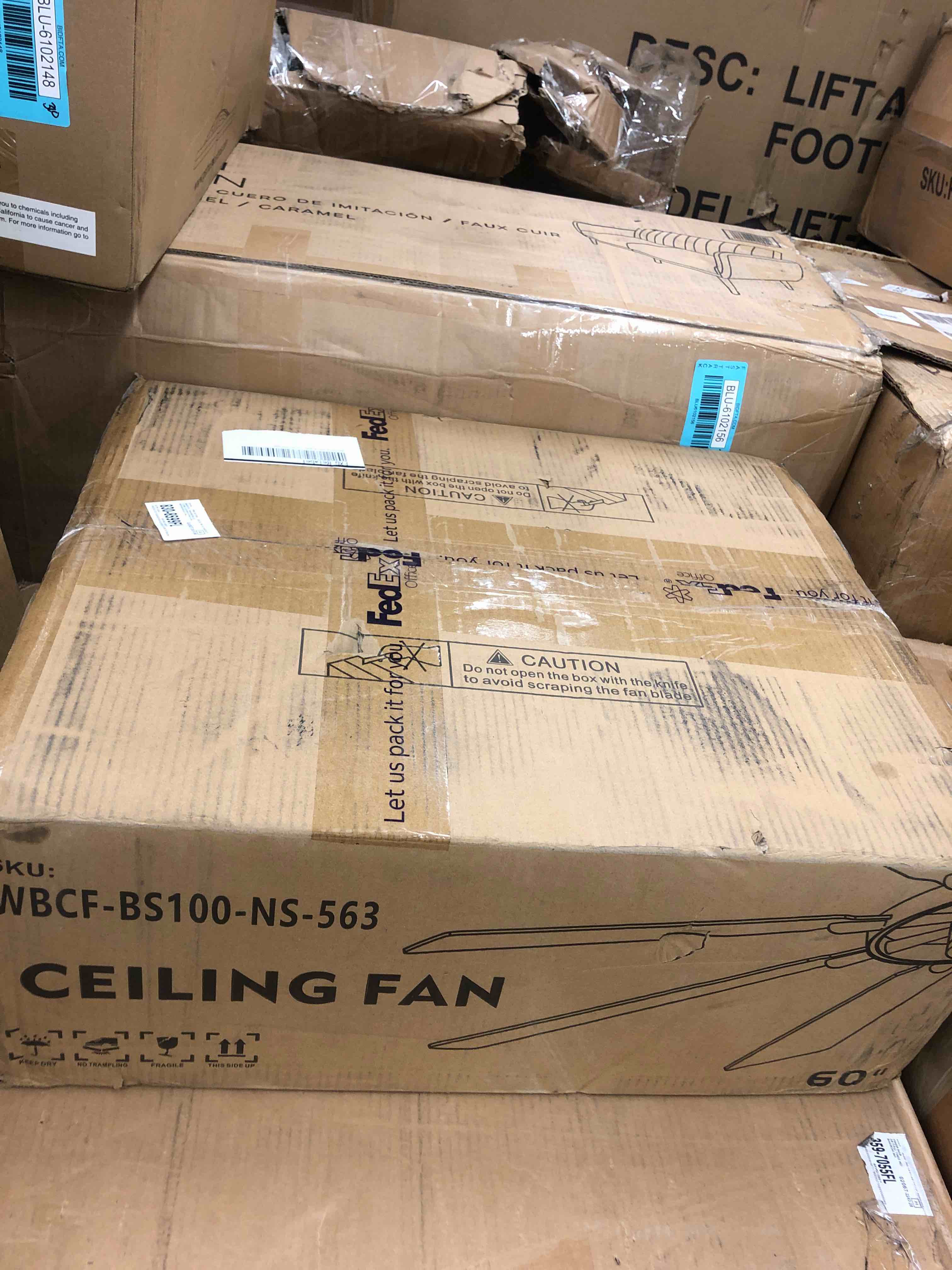 https://s3.amazonaws.com/lotting-images-prod/phillipi/BLU6102149_1720707531423.jpeg