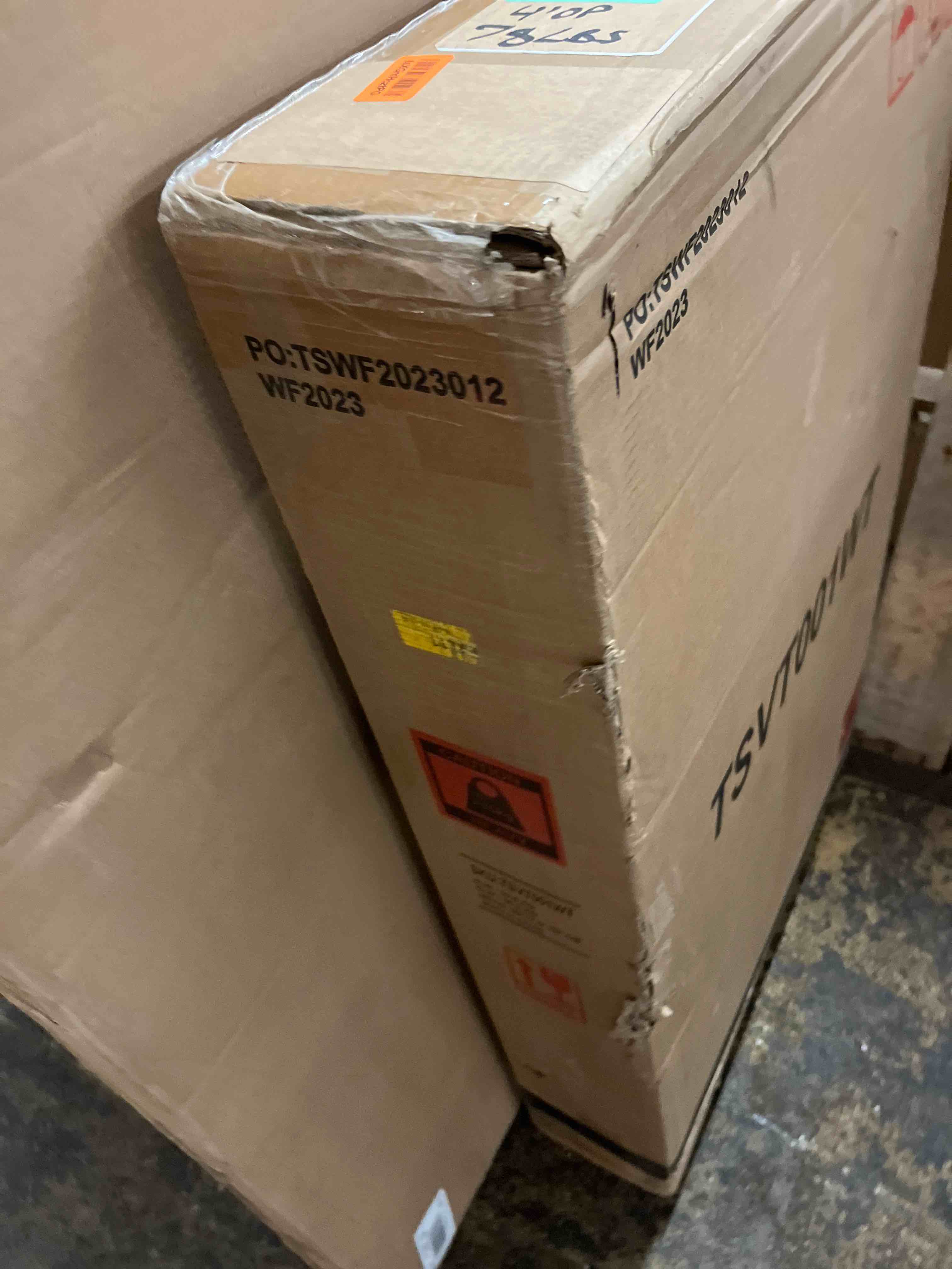 https://s3.amazonaws.com/lotting-images-prod/phillipi/BLU6102807_1718177780723.jpeg