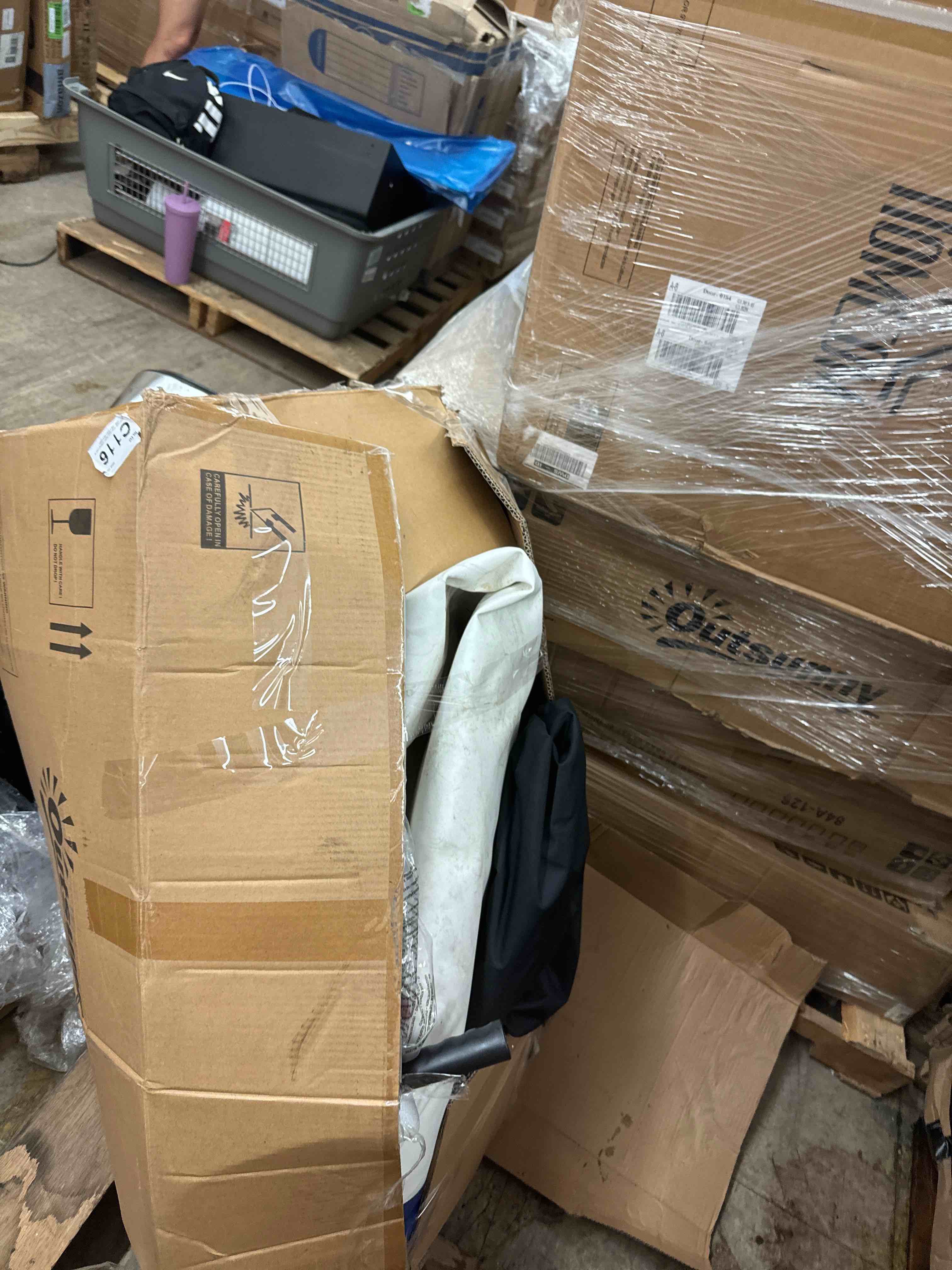 https://s3.amazonaws.com/lotting-images-prod/phillipi/BLU6129705_1722360877924.jpeg