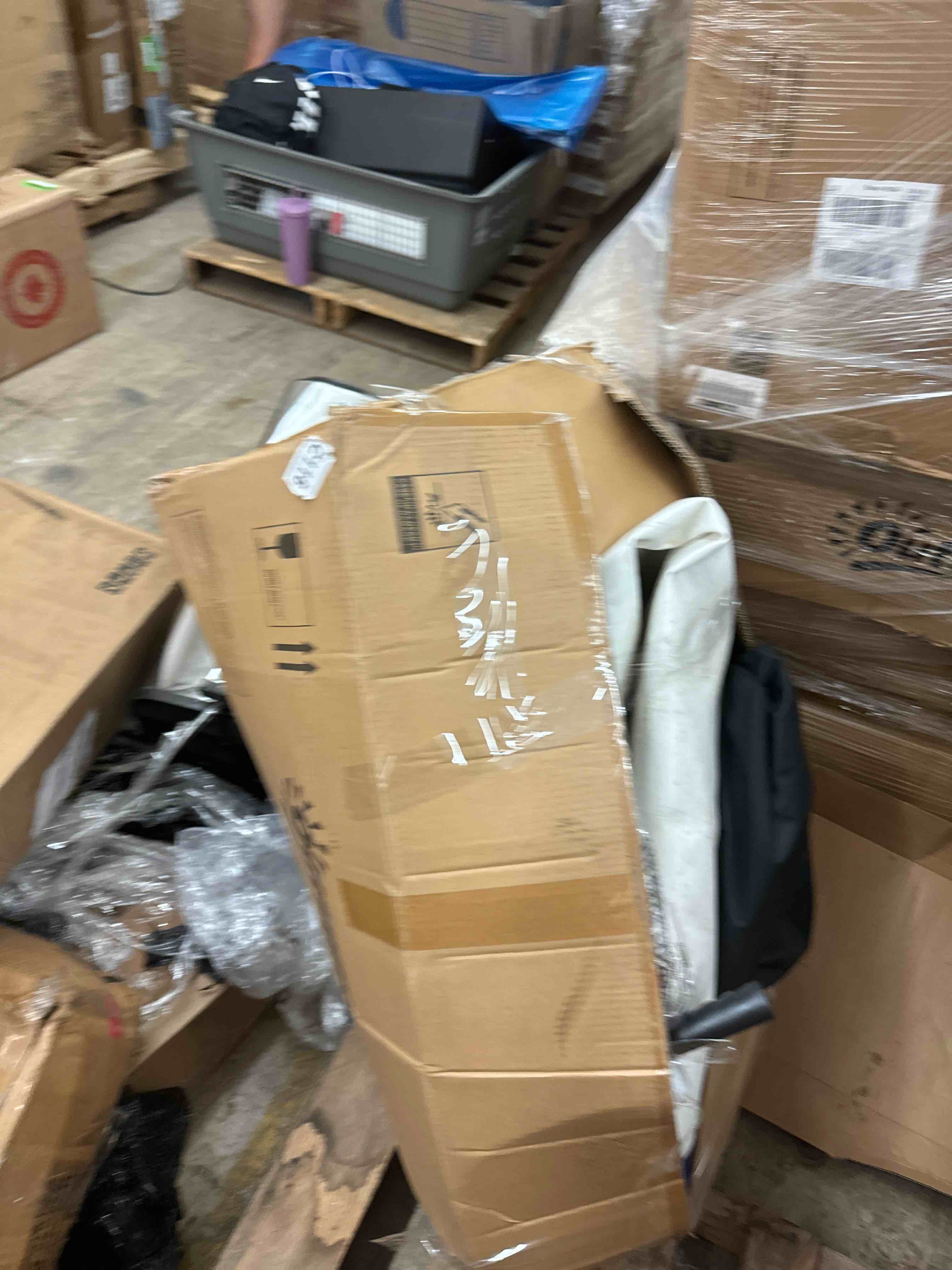 https://s3.amazonaws.com/lotting-images-prod/phillipi/BLU6129705_1722360878748.jpeg