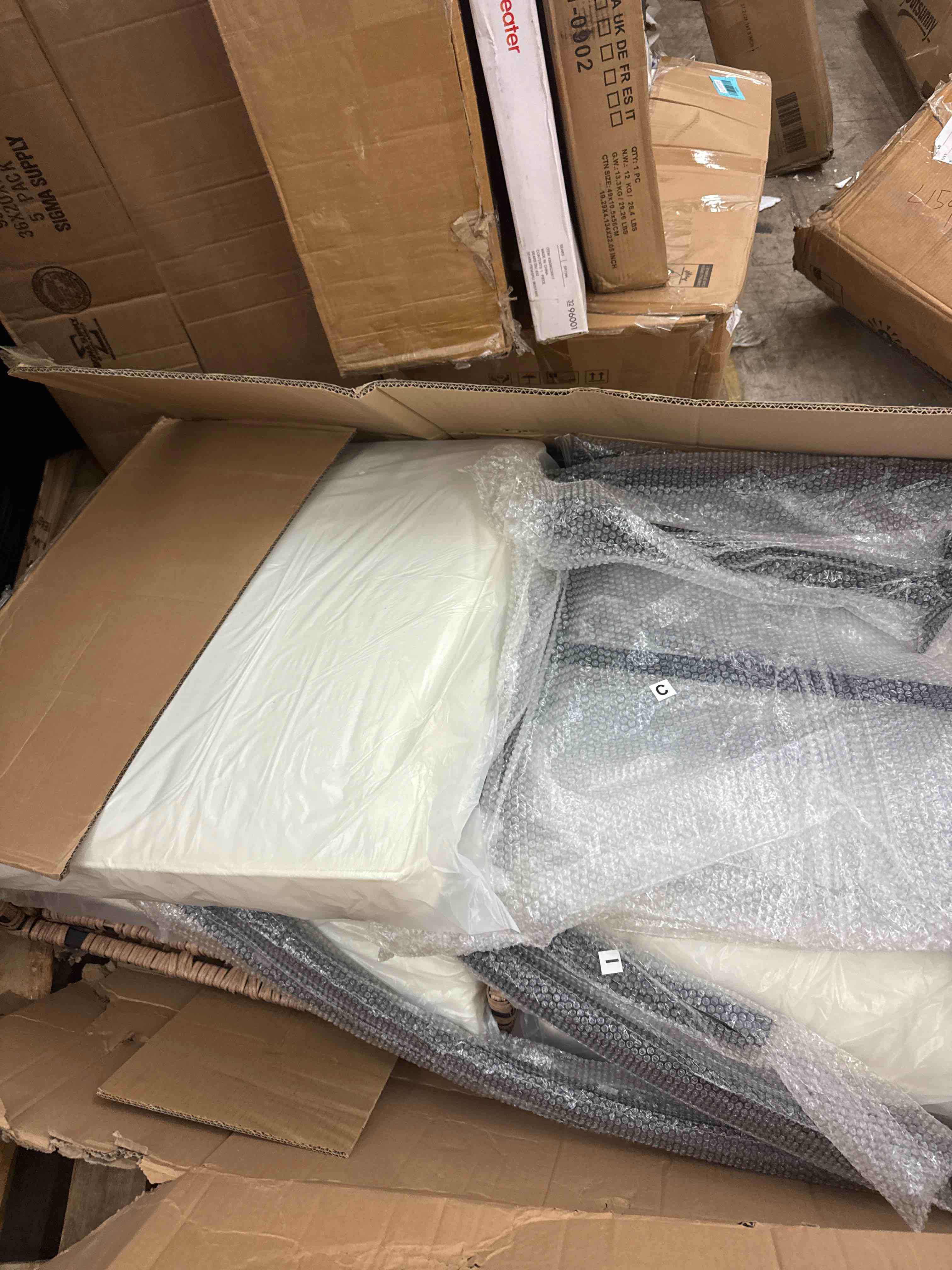 https://s3.amazonaws.com/lotting-images-prod/phillipi/BLU6129710_1722362658723.jpeg