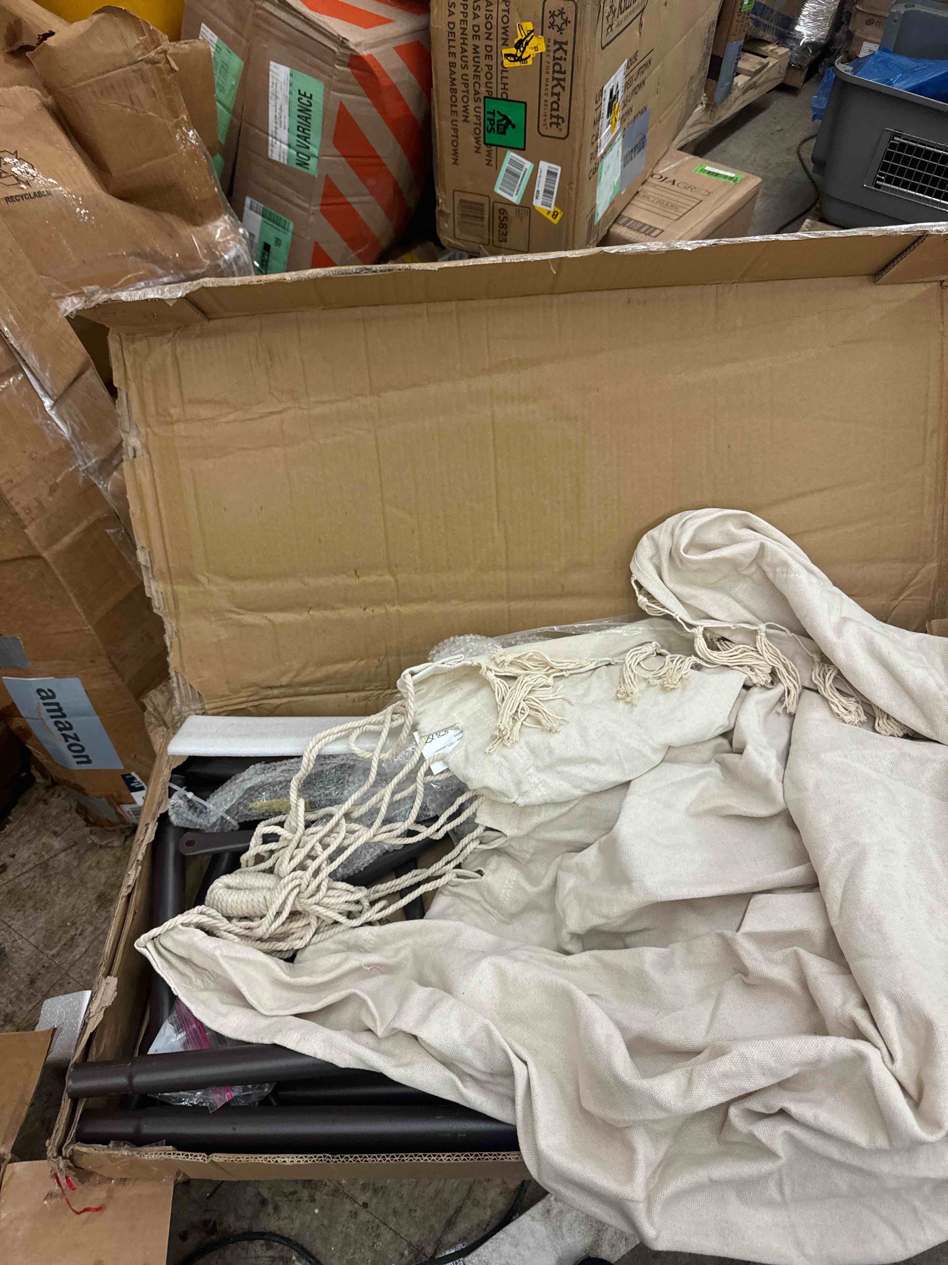 https://s3.amazonaws.com/lotting-images-prod/phillipi/BLU6129715_1722363887758.jpeg