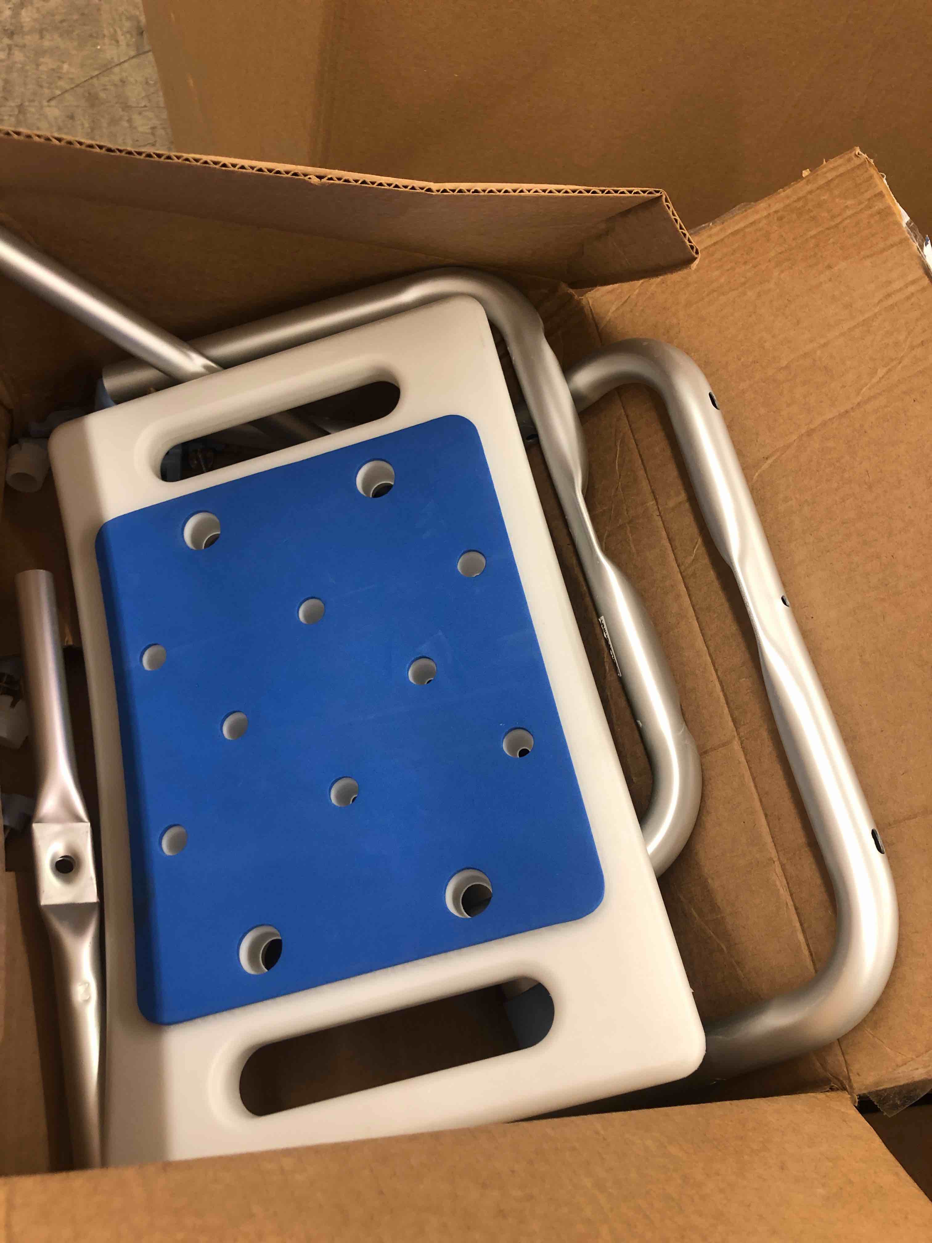 https://s3.amazonaws.com/lotting-images-prod/phillipi/BLU6130531_1729534780359.jpeg