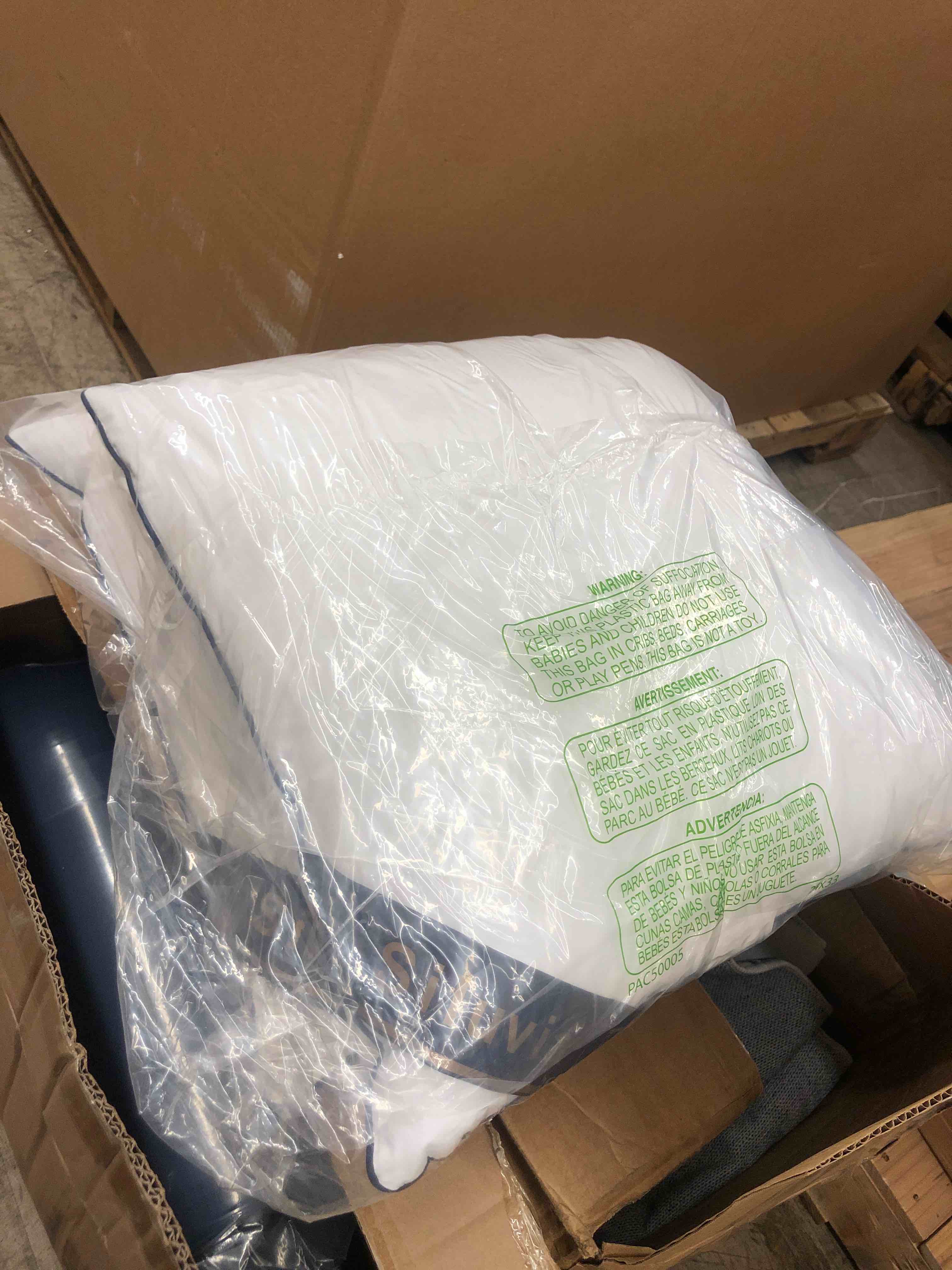 https://s3.amazonaws.com/lotting-images-prod/phillipi/BLU6130537_1729536767261.jpeg