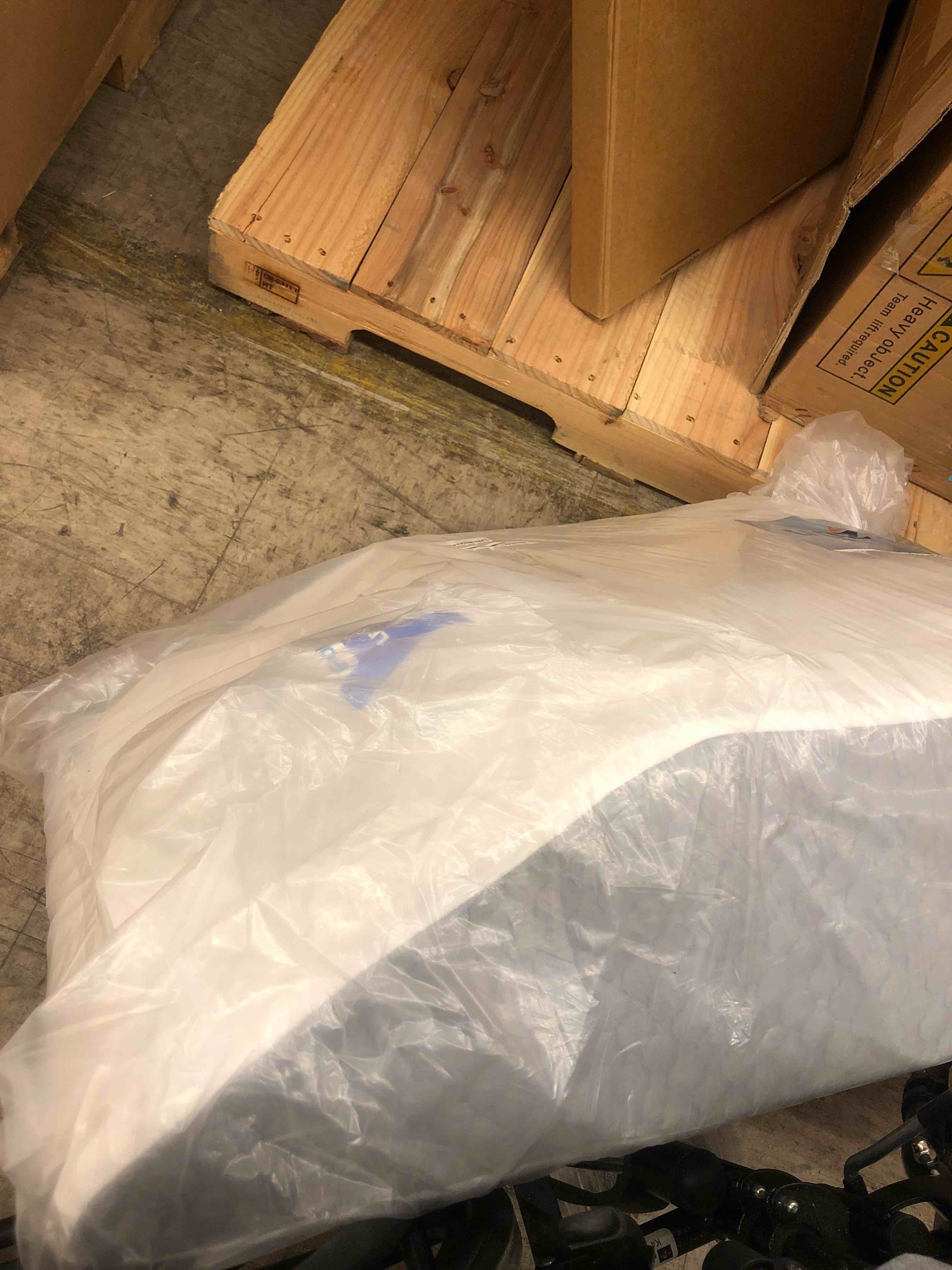 https://s3.amazonaws.com/lotting-images-prod/phillipi/BLU6130544_1729539955698.jpeg