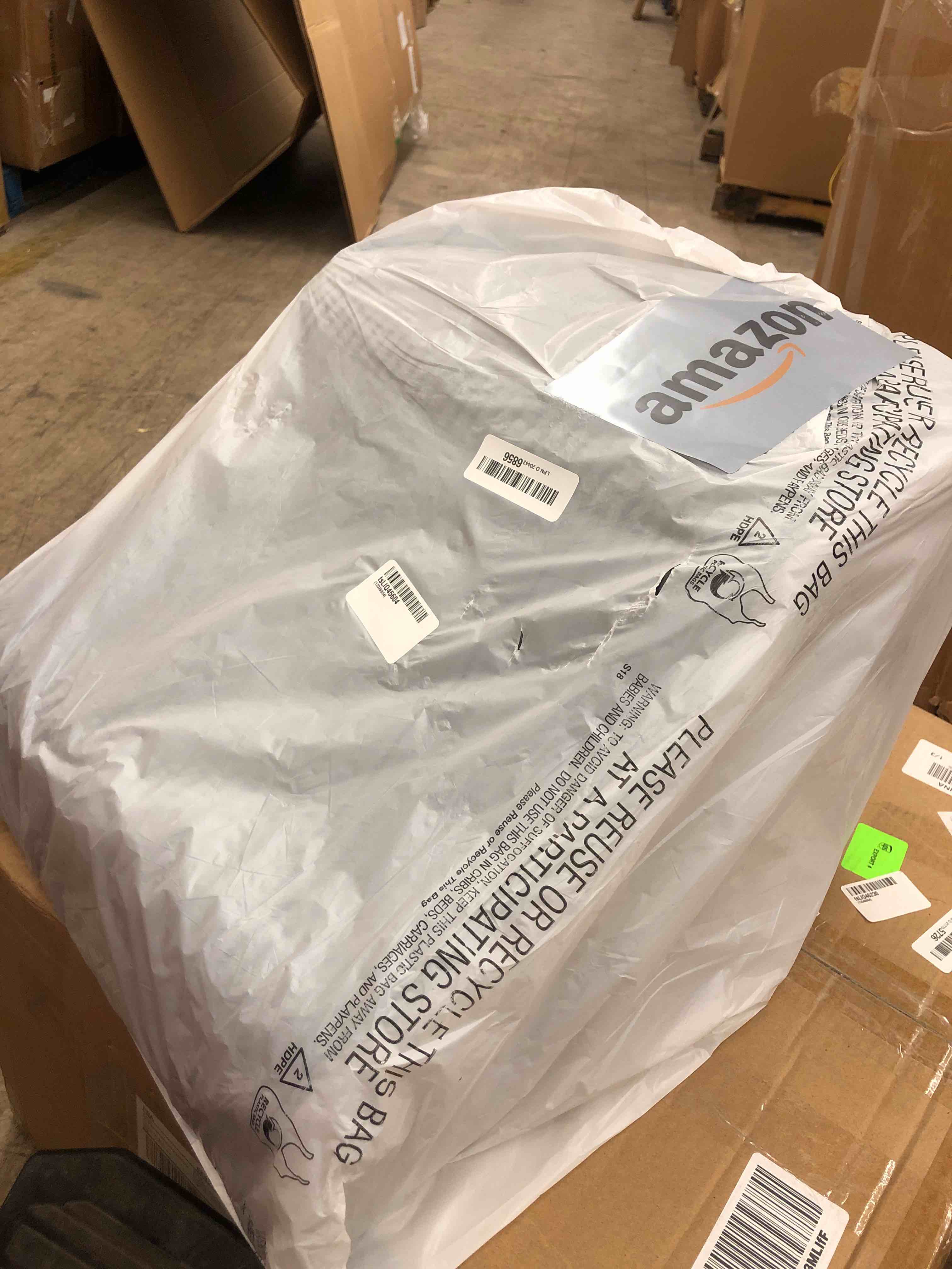 https://s3.amazonaws.com/lotting-images-prod/phillipi/BLU6130553_1729607087499.jpeg