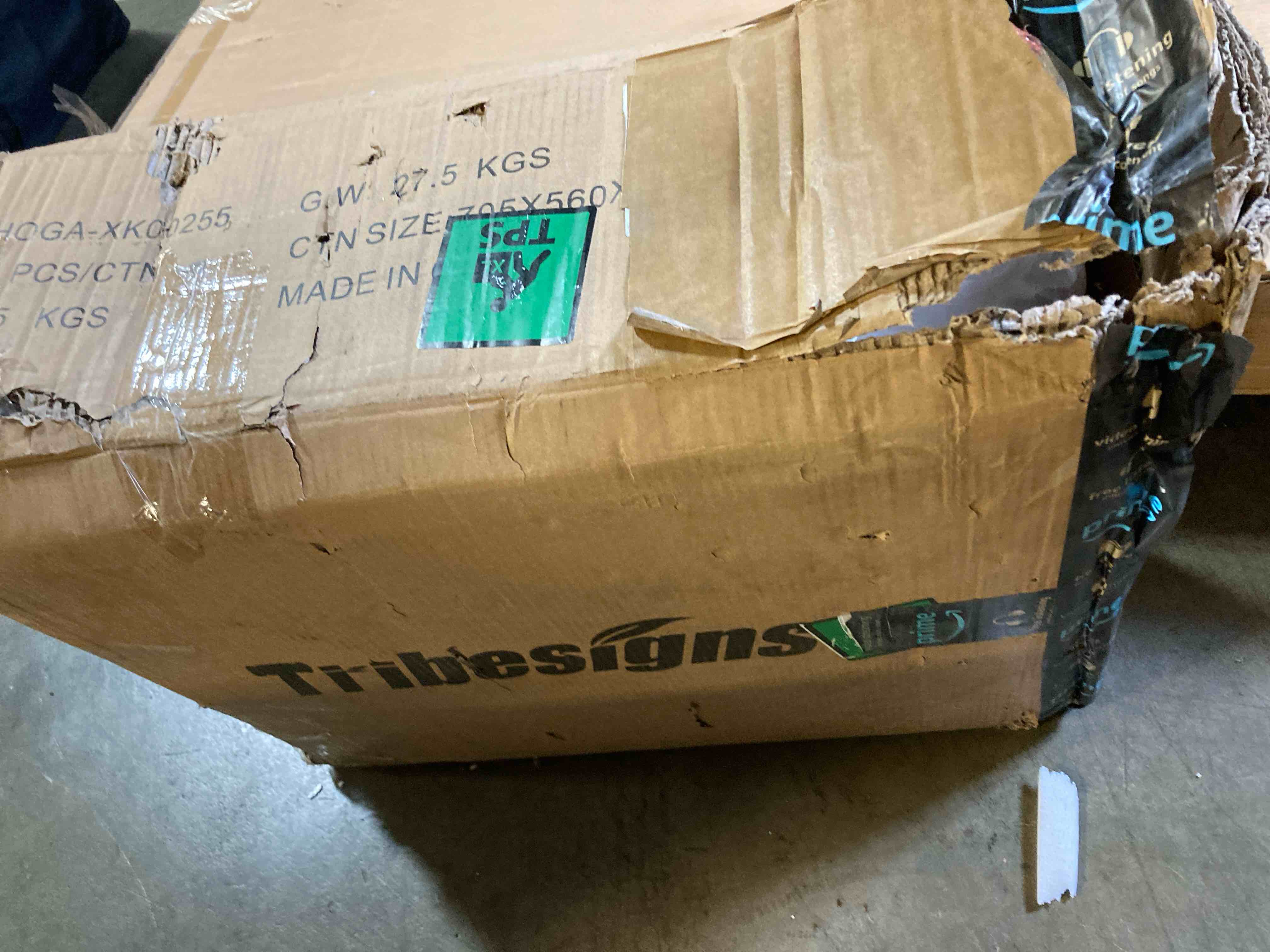 https://s3.amazonaws.com/lotting-images-prod/phillipi/BLU6131208_1710165786053.jpeg