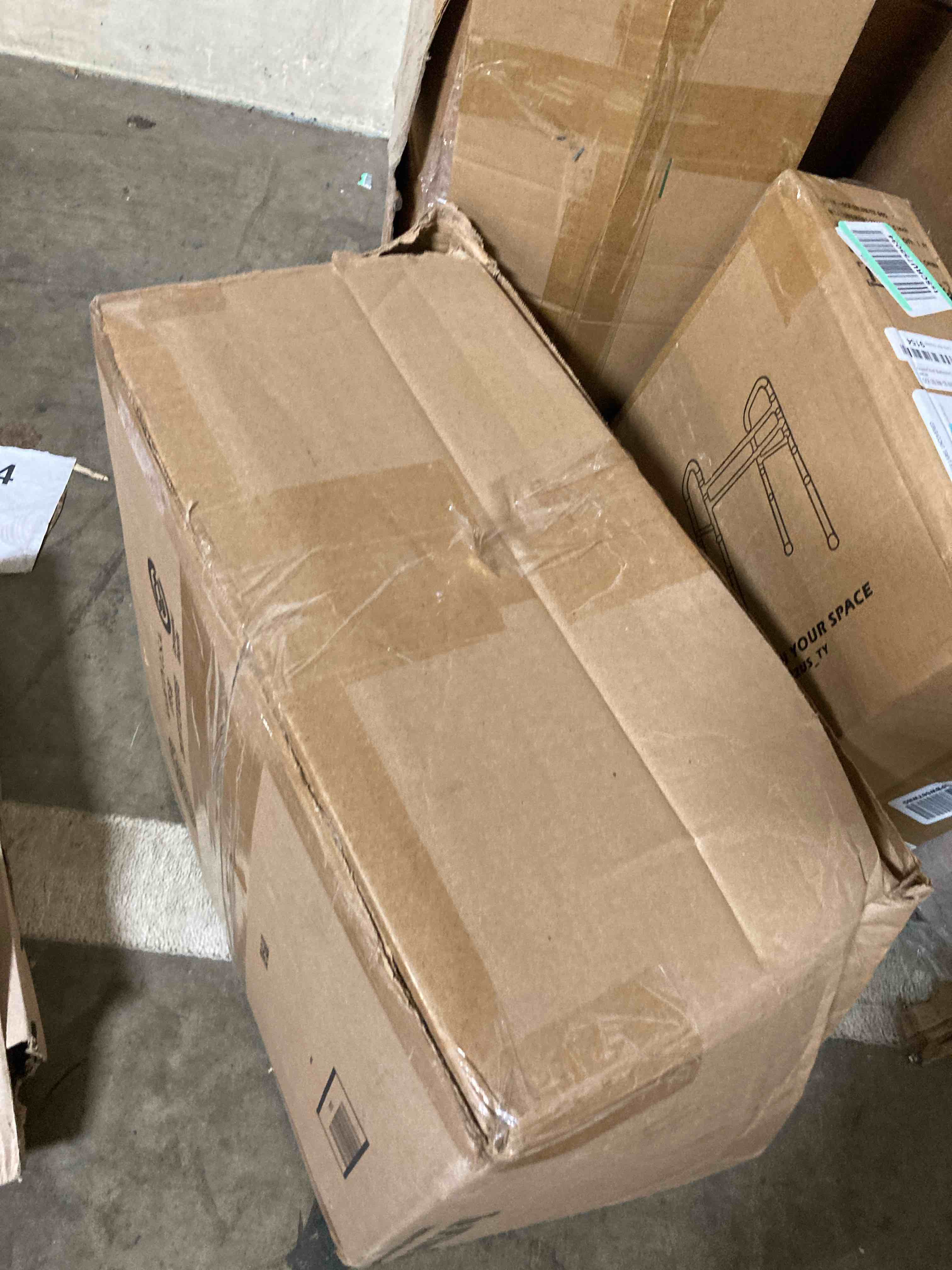 https://s3.amazonaws.com/lotting-images-prod/phillipi/BLU6131314_1710174855580.jpeg
