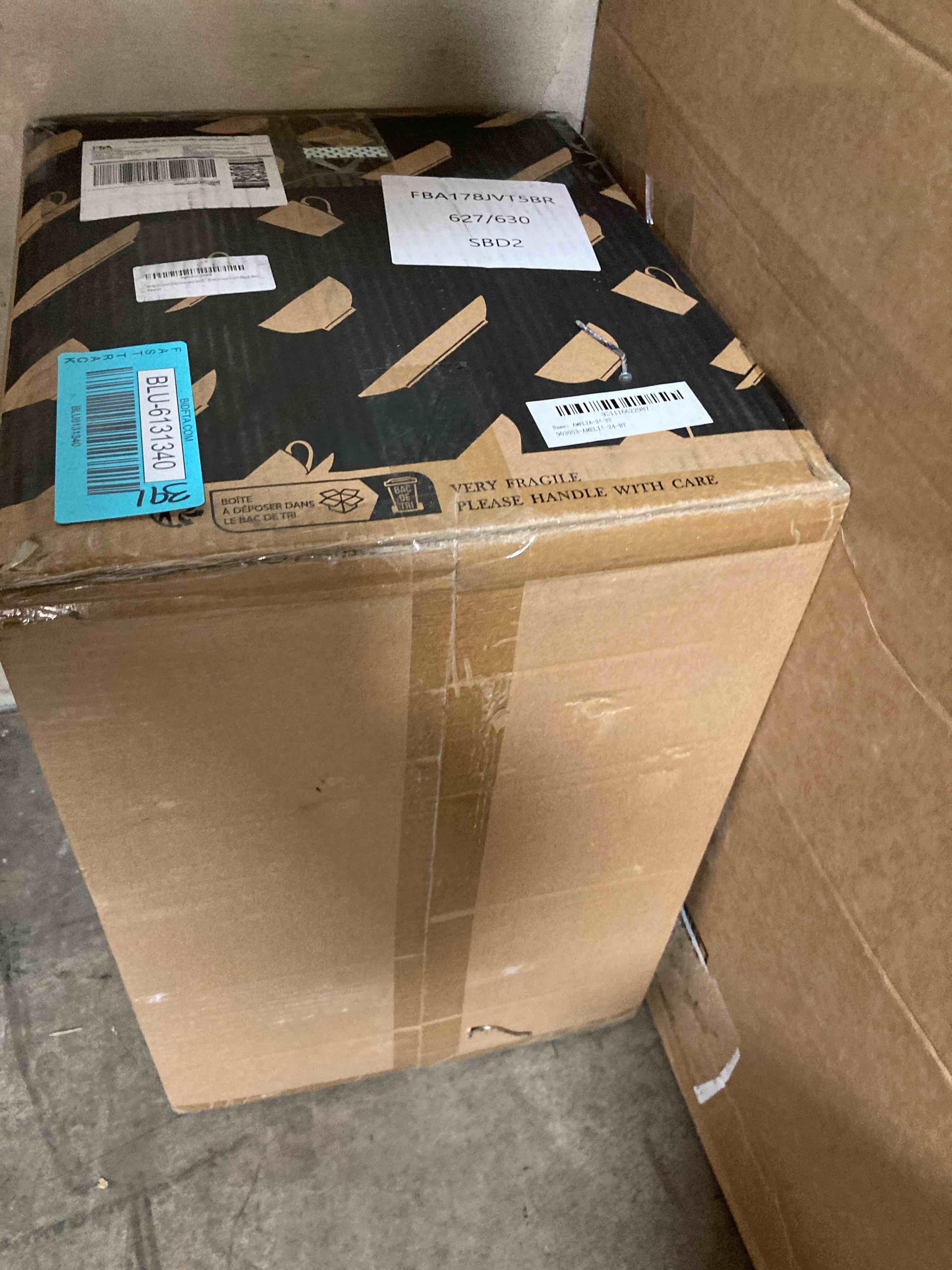https://s3.amazonaws.com/lotting-images-prod/phillipi/BLU6131340_1710178149030.jpeg
