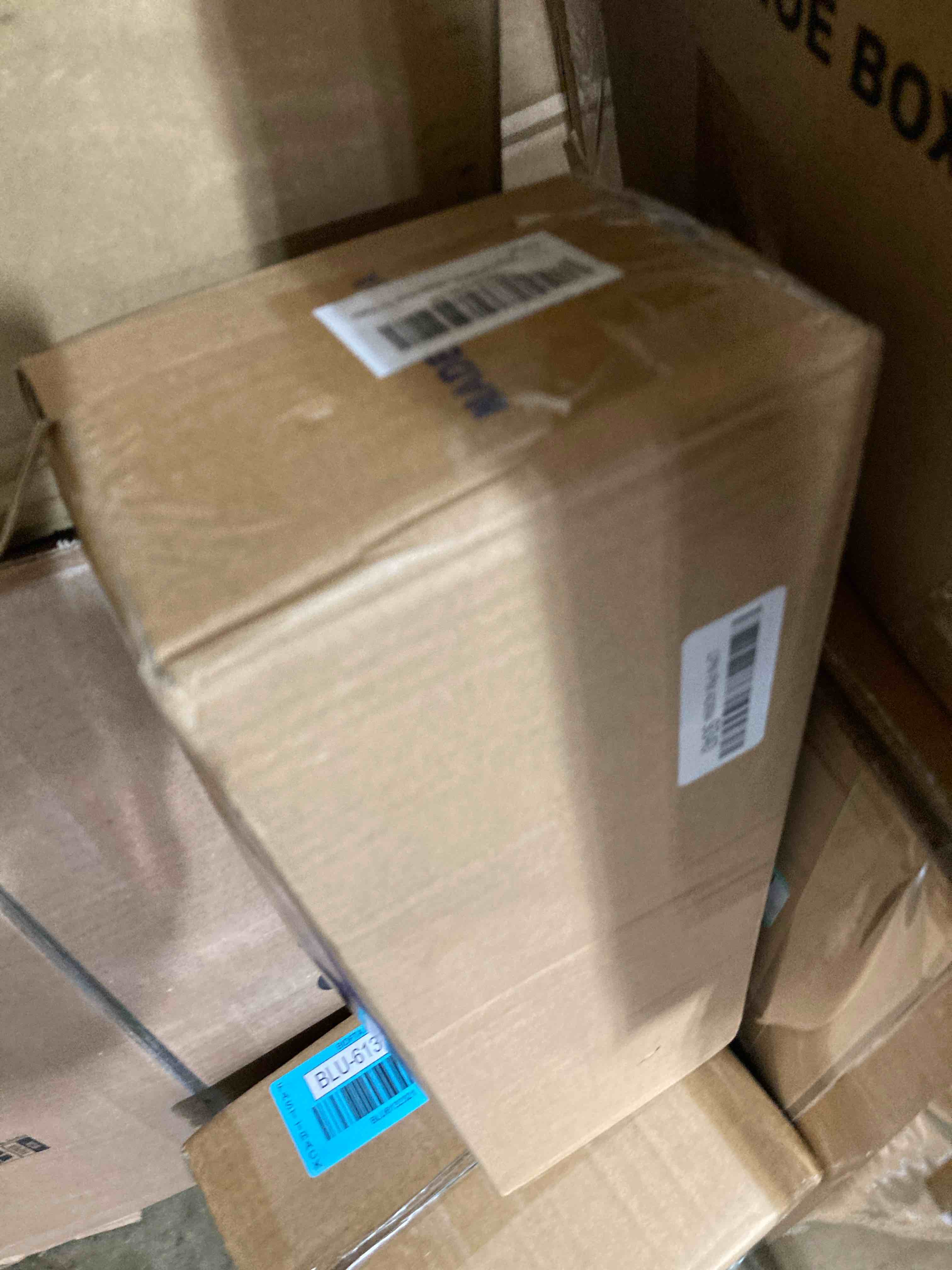 https://s3.amazonaws.com/lotting-images-prod/phillipi/BLU6132322_1711462357222.jpeg