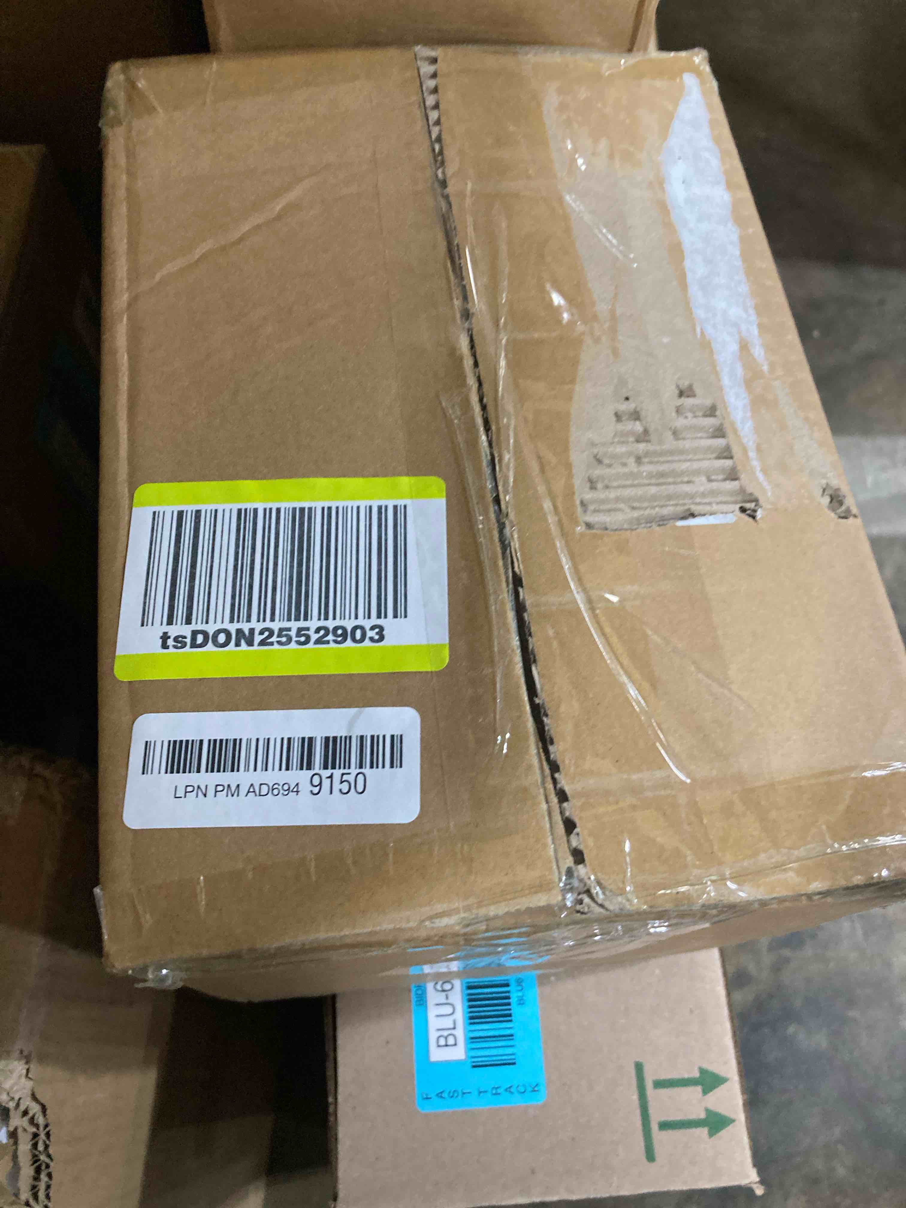 https://s3.amazonaws.com/lotting-images-prod/phillipi/BLU6132342_1711462884607.jpeg