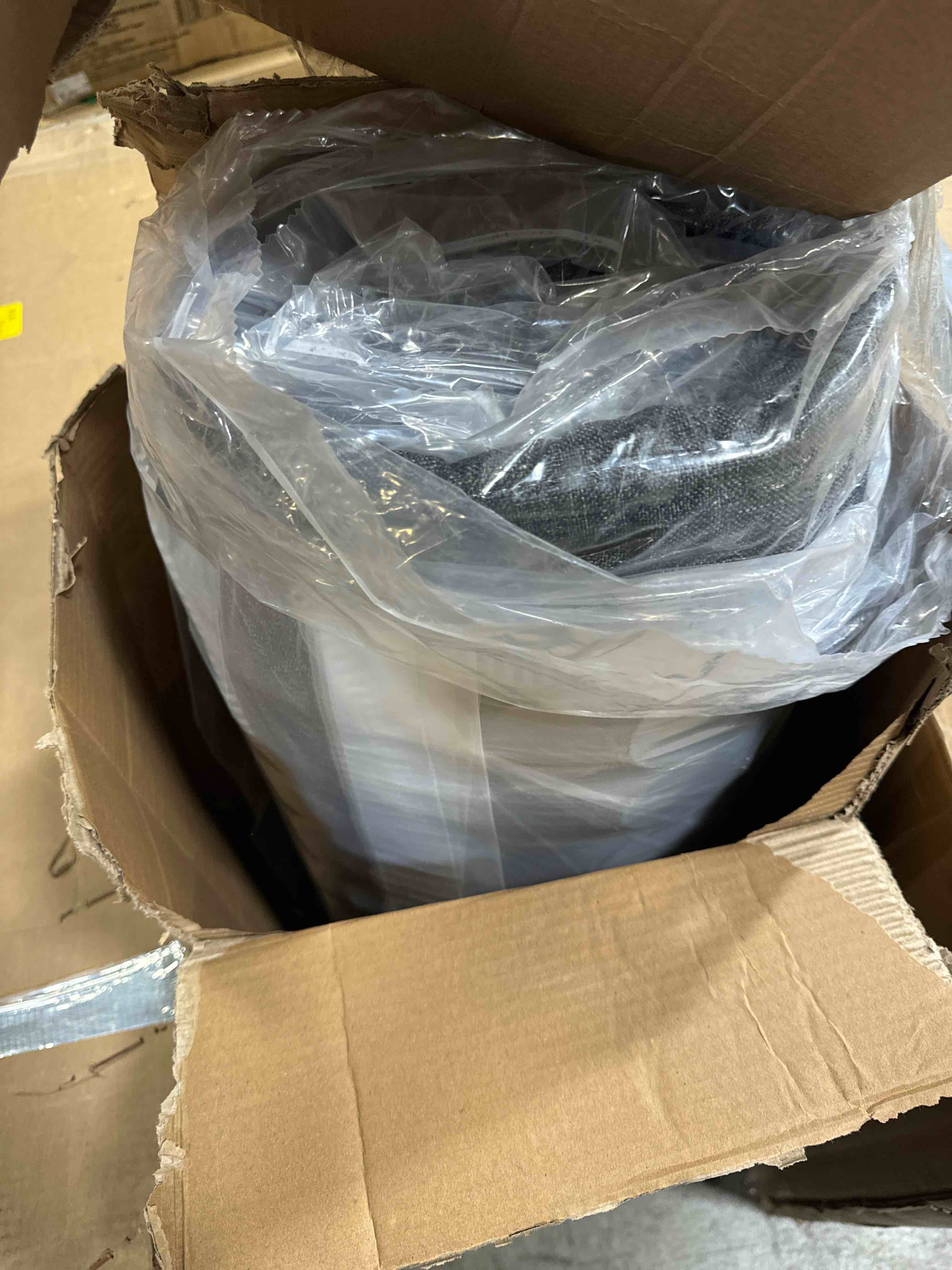 https://s3.amazonaws.com/lotting-images-prod/phillipi/BLU6132490_1711644090496.jpeg