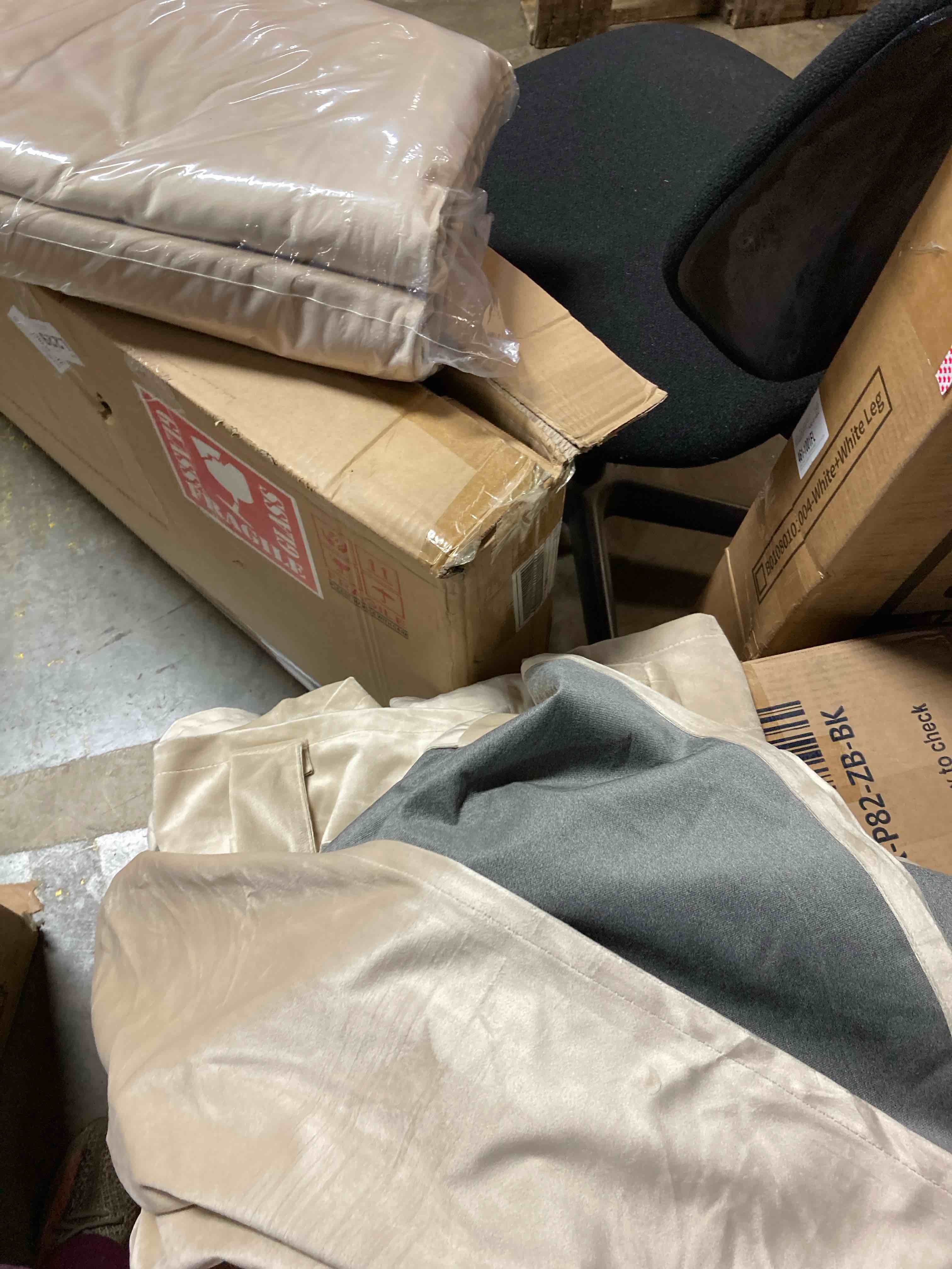 https://s3.amazonaws.com/lotting-images-prod/phillipi/BLU6132628_1711992381105.jpeg
