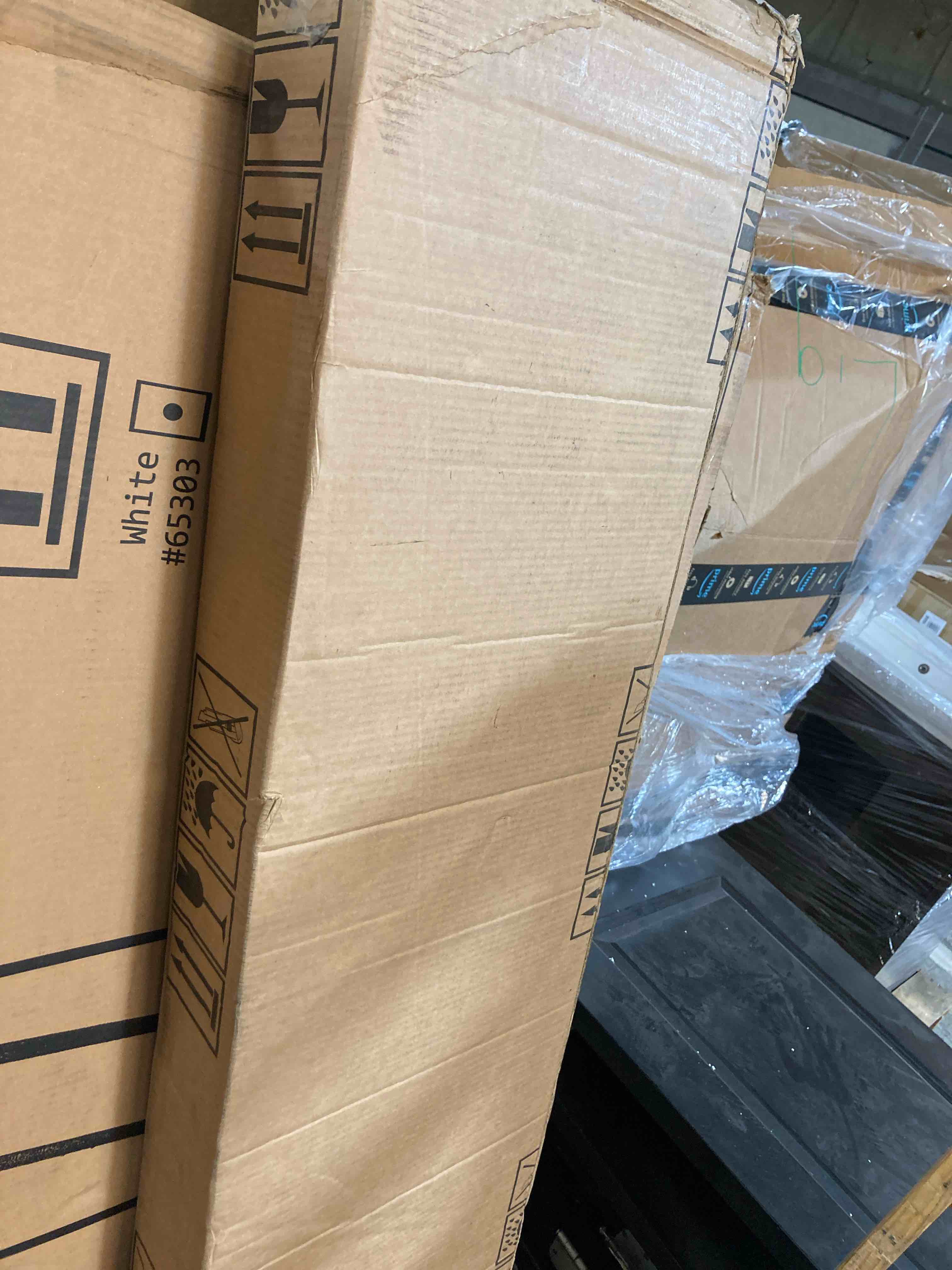 https://s3.amazonaws.com/lotting-images-prod/phillipi/BLU6133197_1712855876368.jpeg