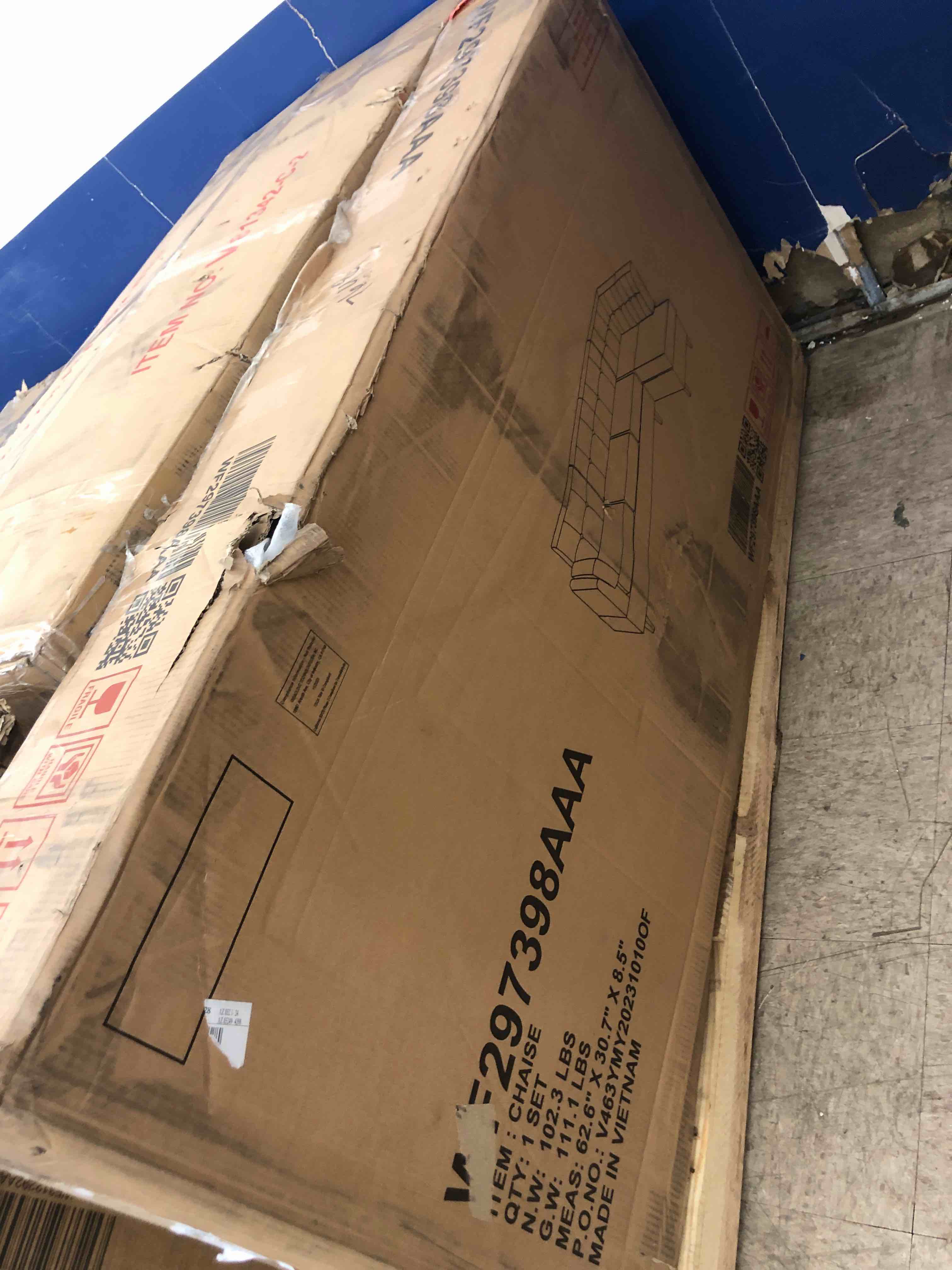 https://s3.amazonaws.com/lotting-images-prod/phillipi/BLU6134292_1712252132478.jpeg