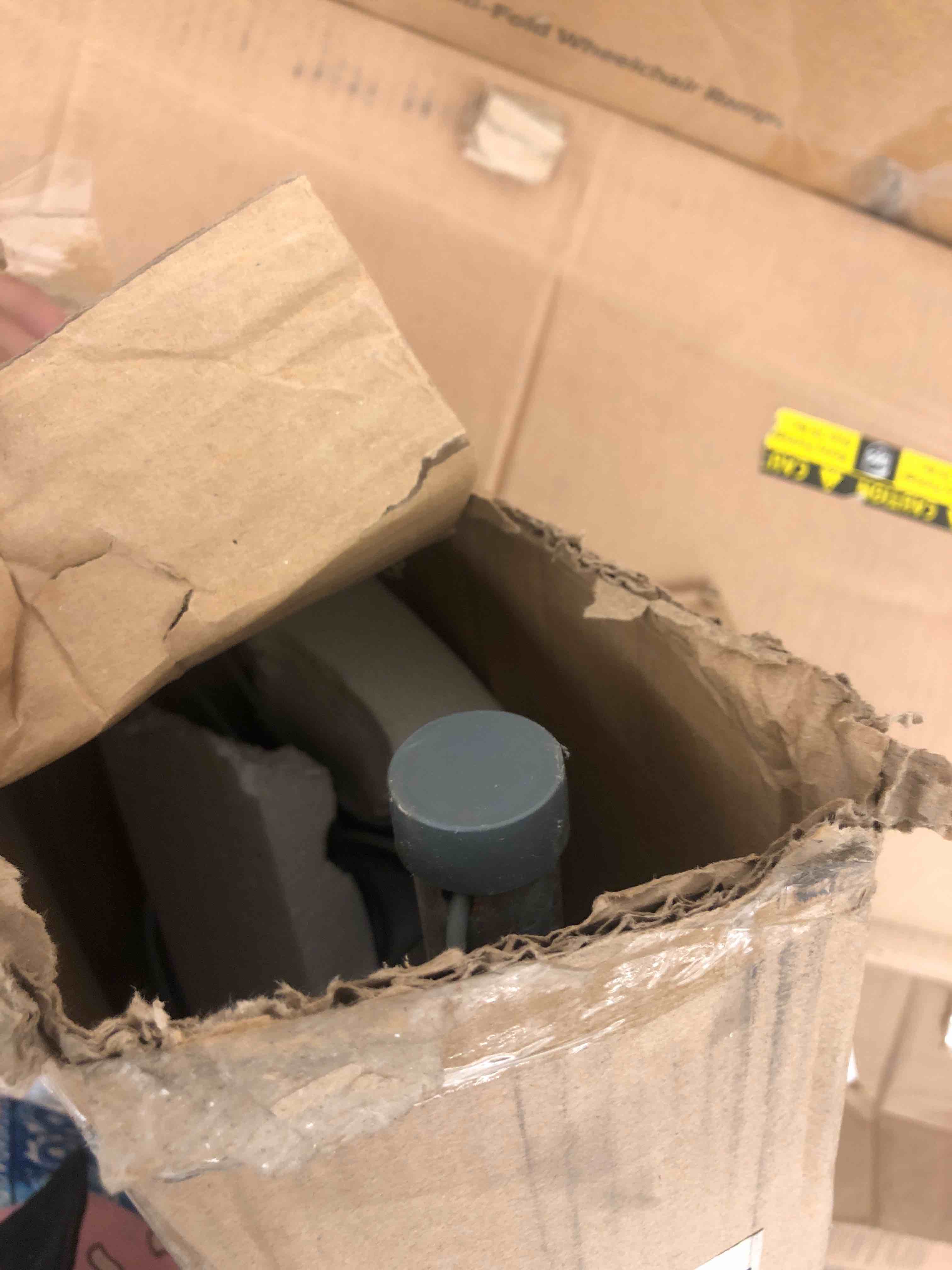 https://s3.amazonaws.com/lotting-images-prod/phillipi/BLU6135263_1718636276390.jpeg