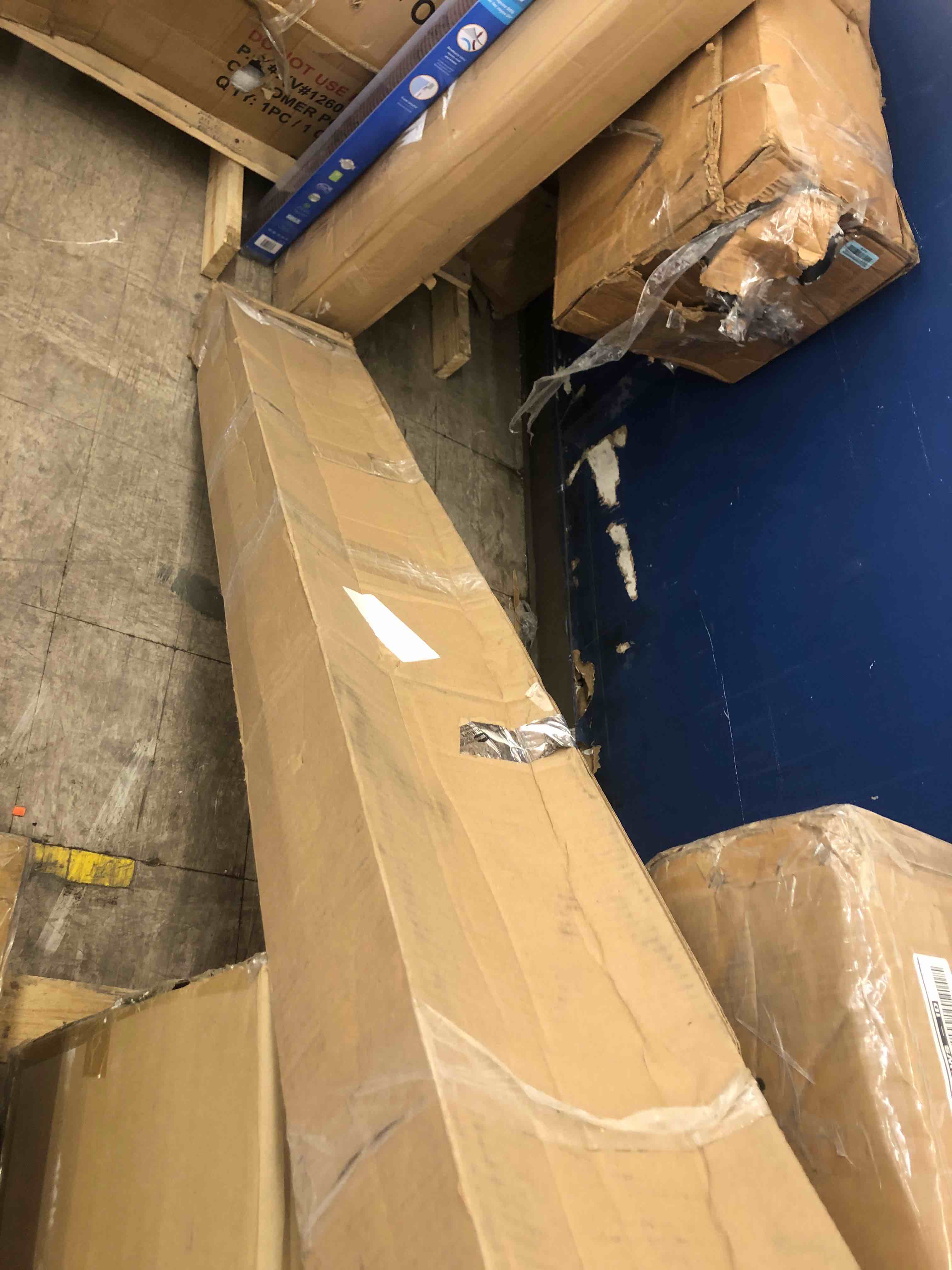 https://s3.amazonaws.com/lotting-images-prod/phillipi/BLU6135265_1718636505985.jpeg