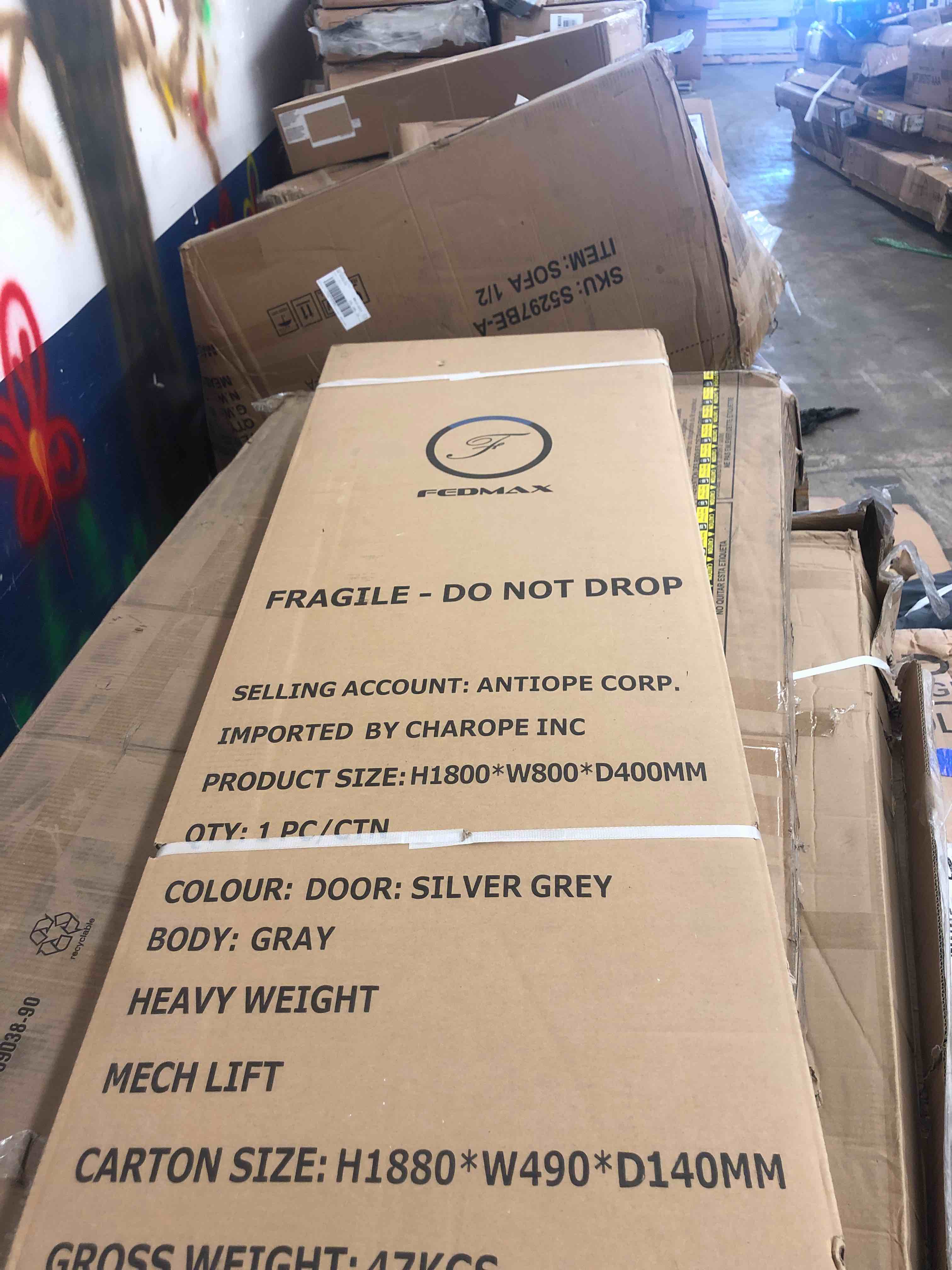 https://s3.amazonaws.com/lotting-images-prod/phillipi/BLU6135287_1718641226473.jpeg