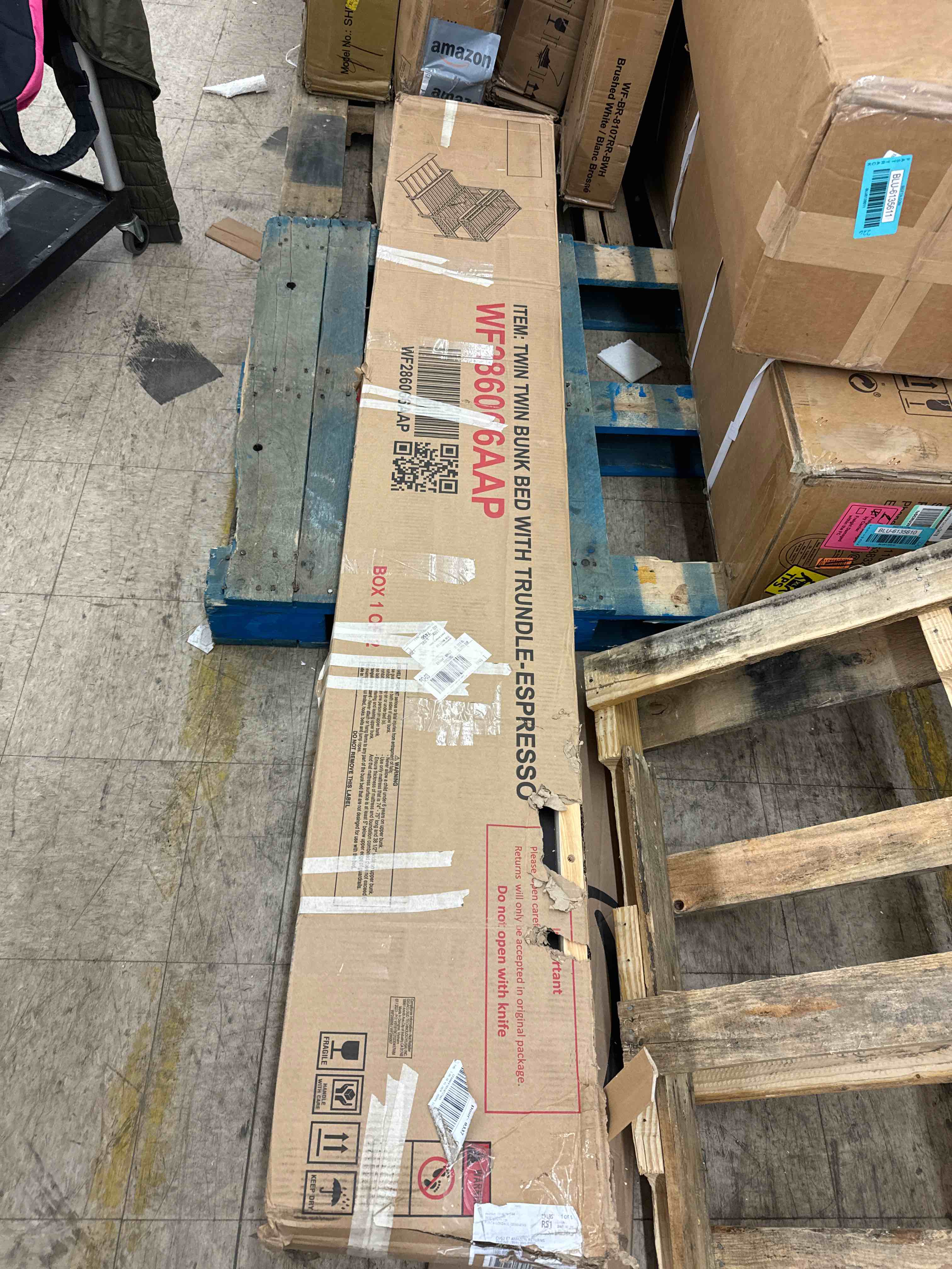 https://s3.amazonaws.com/lotting-images-prod/phillipi/BLU6135617_1710783340155.jpeg