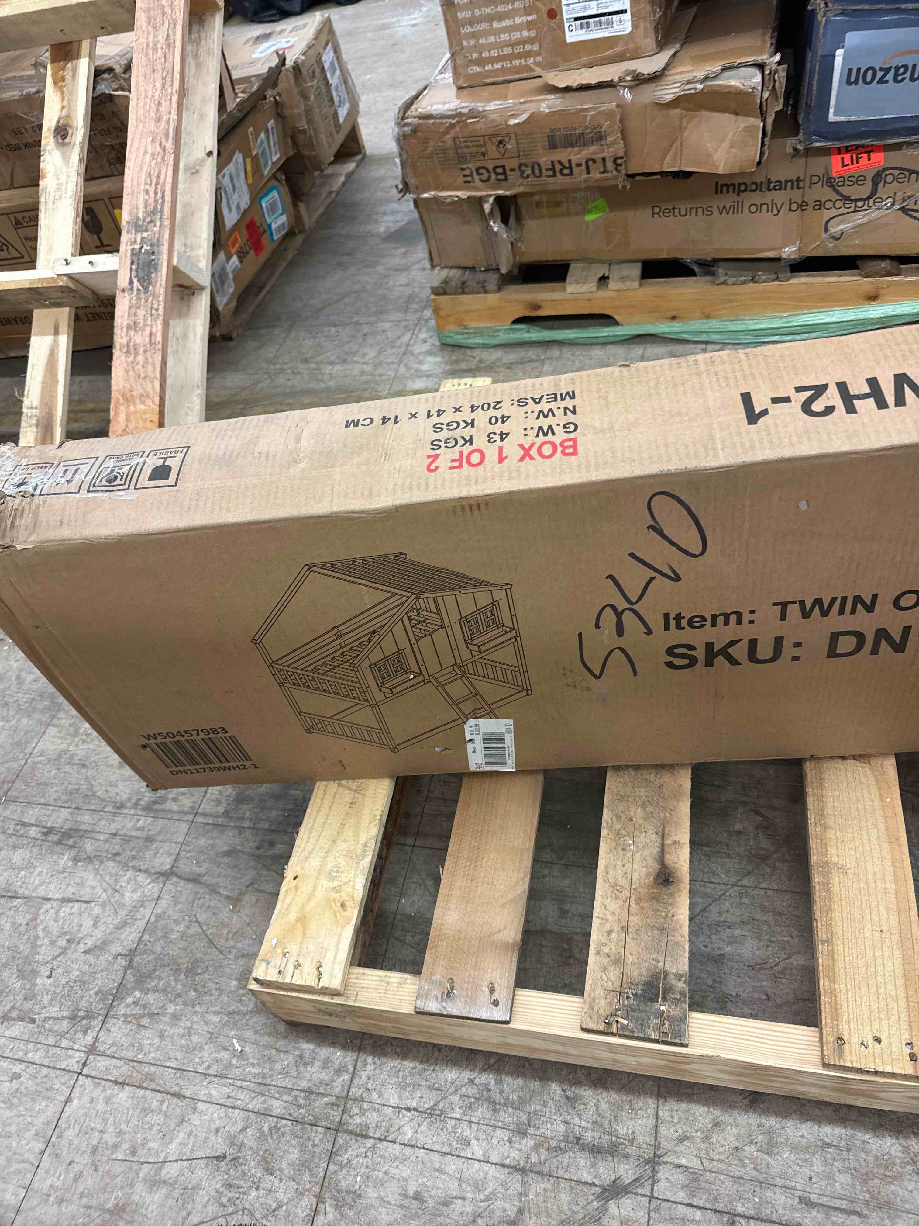 https://s3.amazonaws.com/lotting-images-prod/phillipi/BLU6135619_1710783943705.jpeg