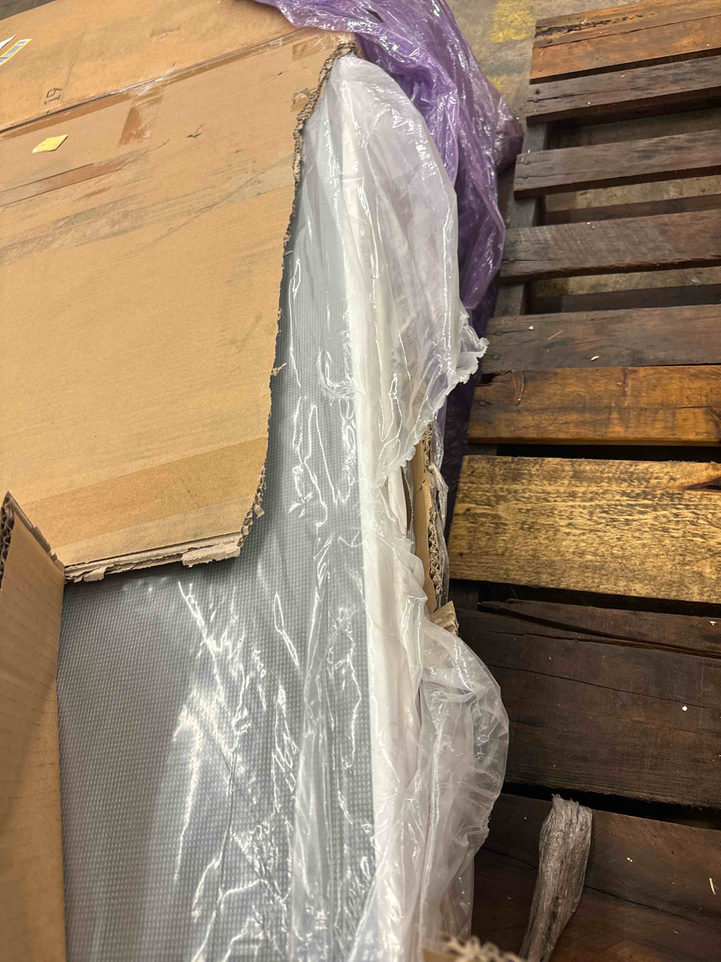 https://s3.amazonaws.com/lotting-images-prod/phillipi/BLU6136189_1712850428918.jpeg