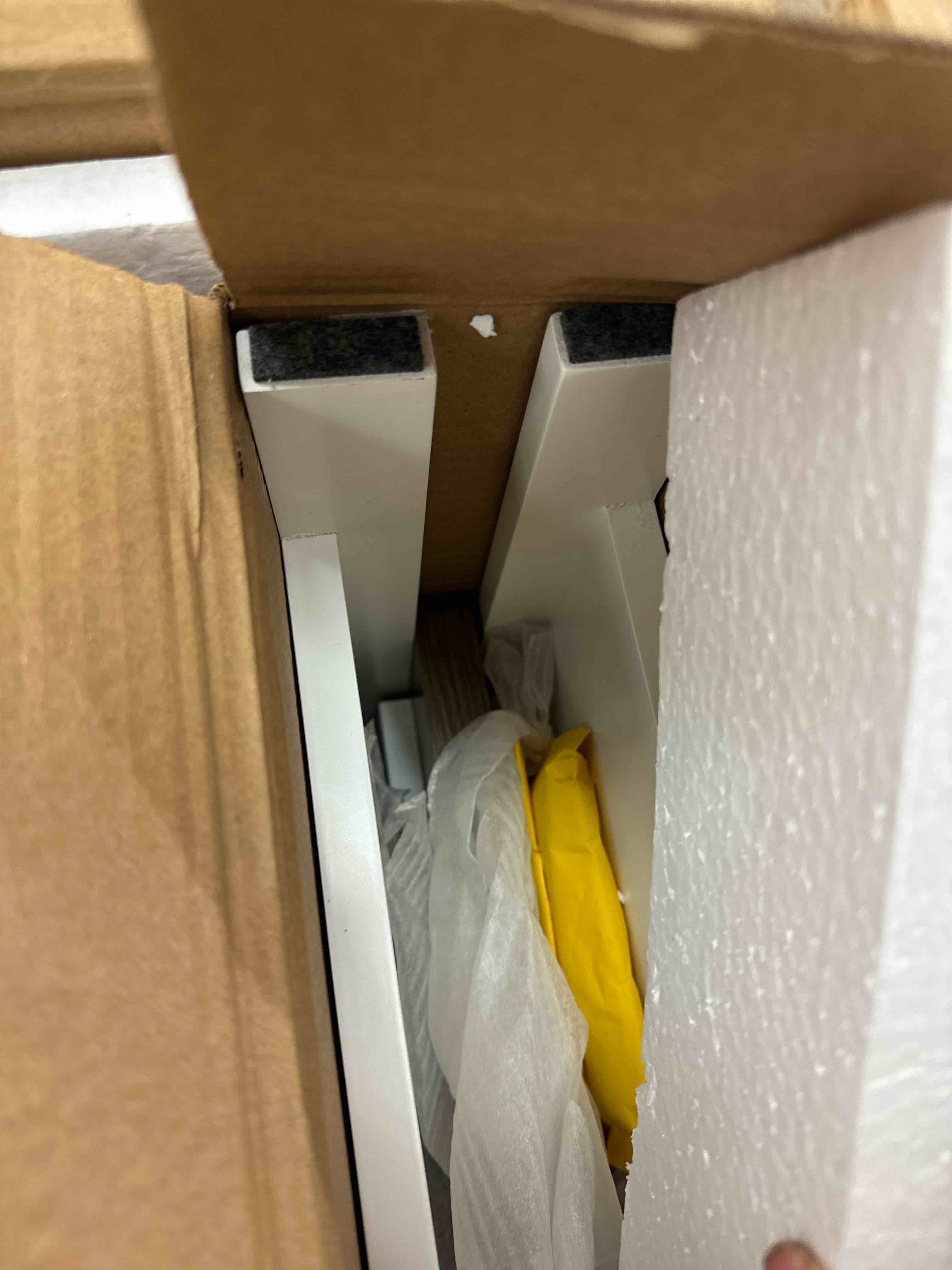 https://s3.amazonaws.com/lotting-images-prod/phillipi/BLU6136267_1713296892142.jpeg