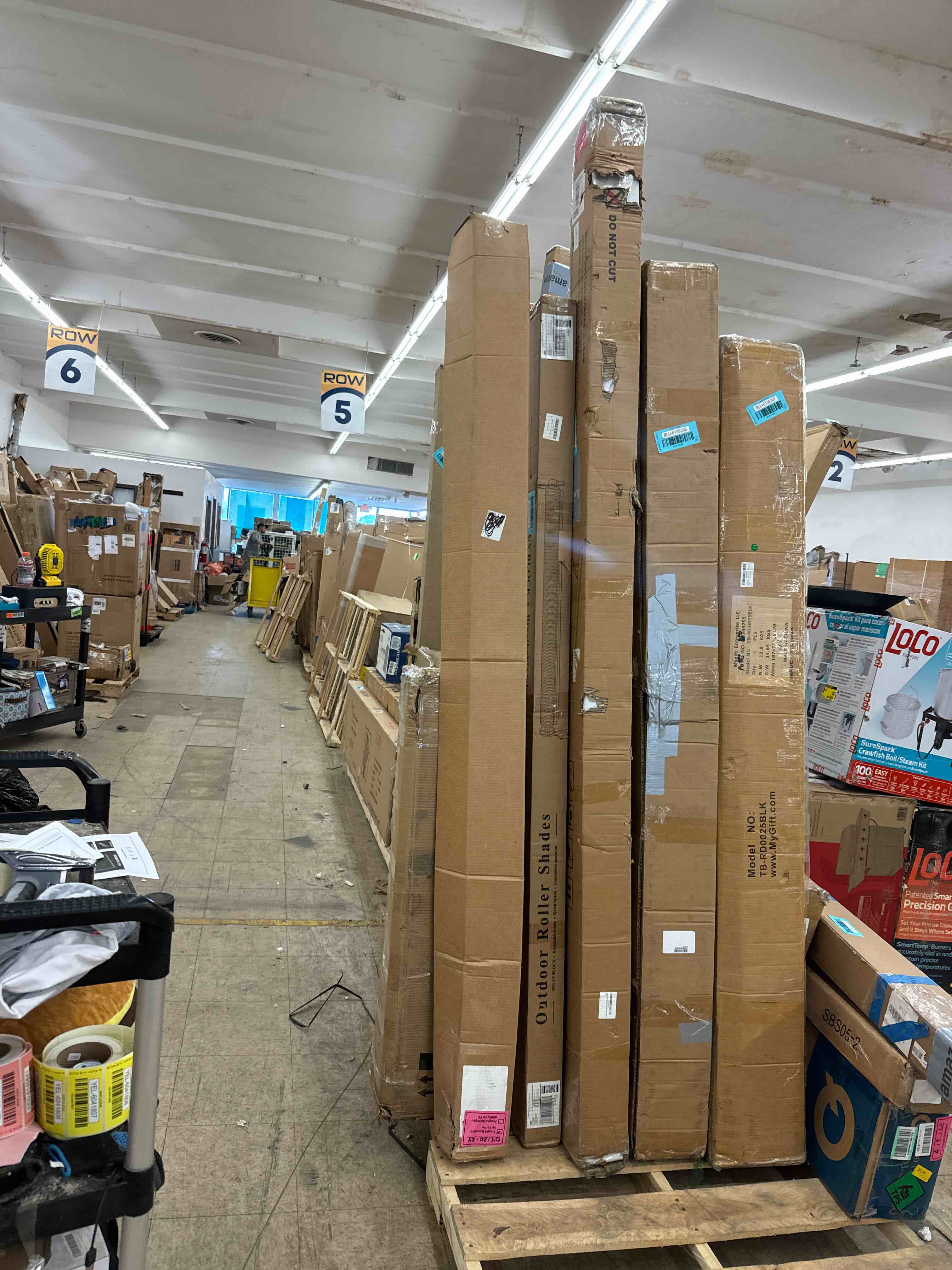 https://s3.amazonaws.com/lotting-images-prod/phillipi/BLU6136401_1714491602361.jpeg