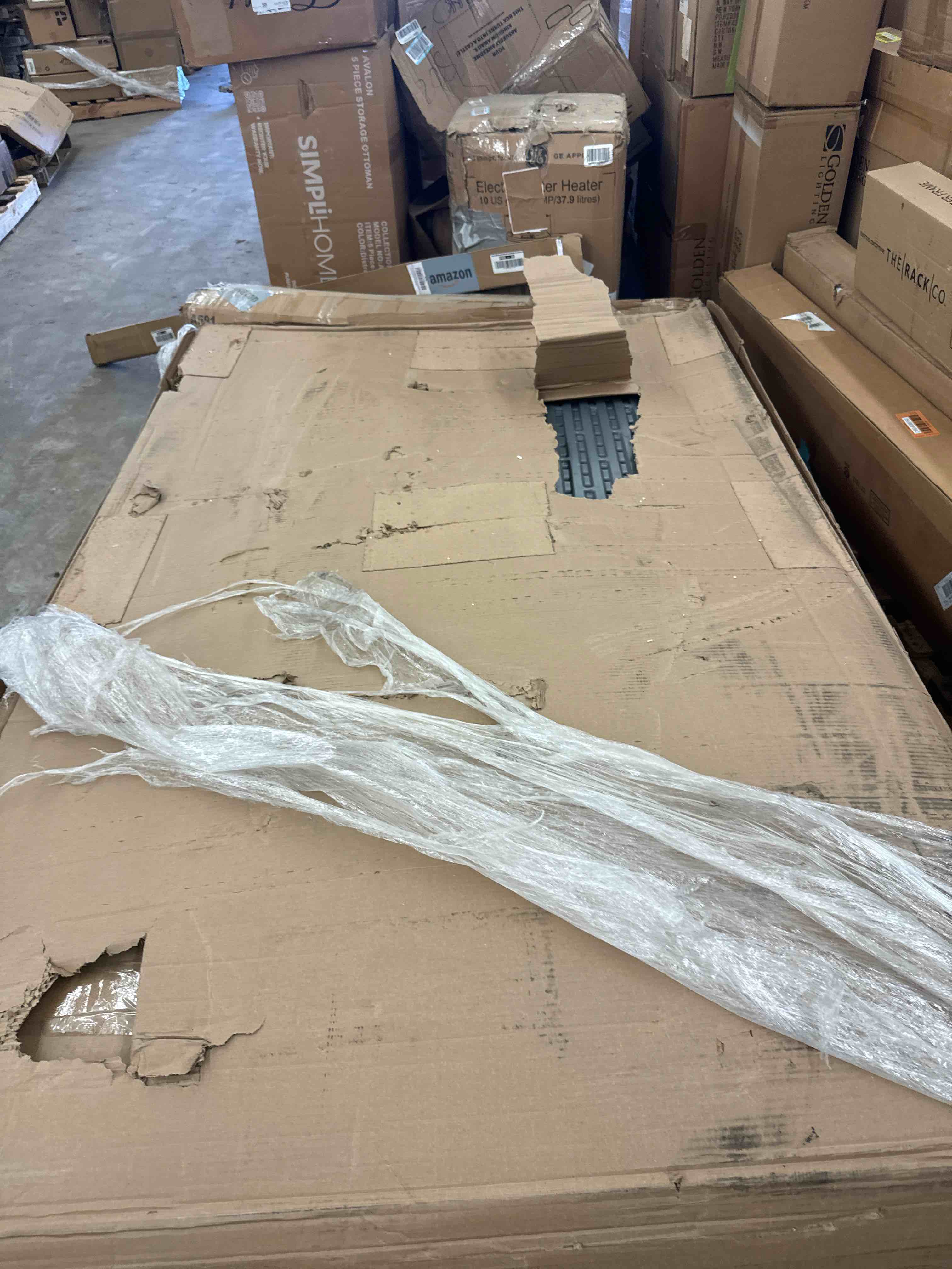 https://s3.amazonaws.com/lotting-images-prod/phillipi/BLU6136441_1714678709518.jpeg